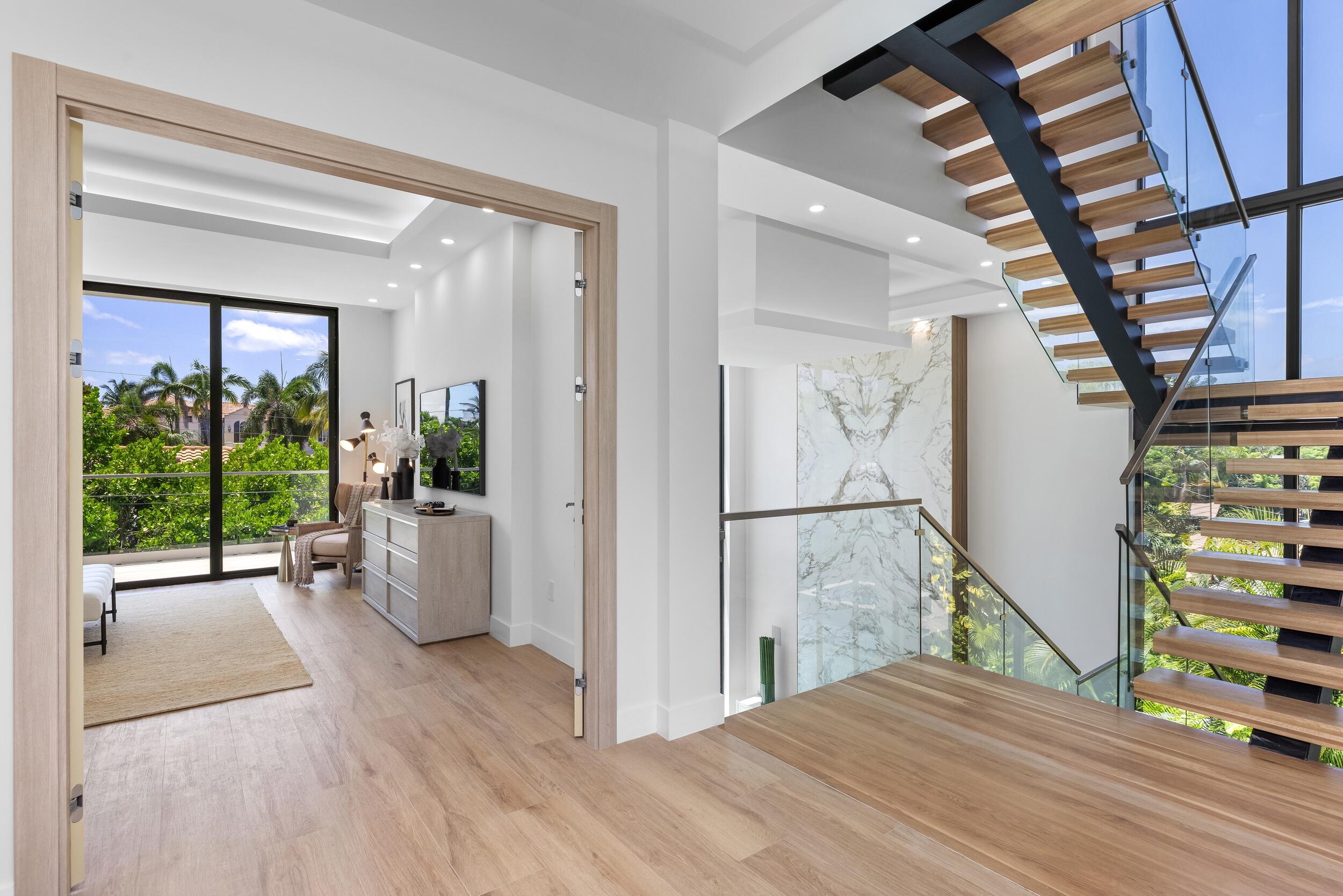 501 NE Spanish Court