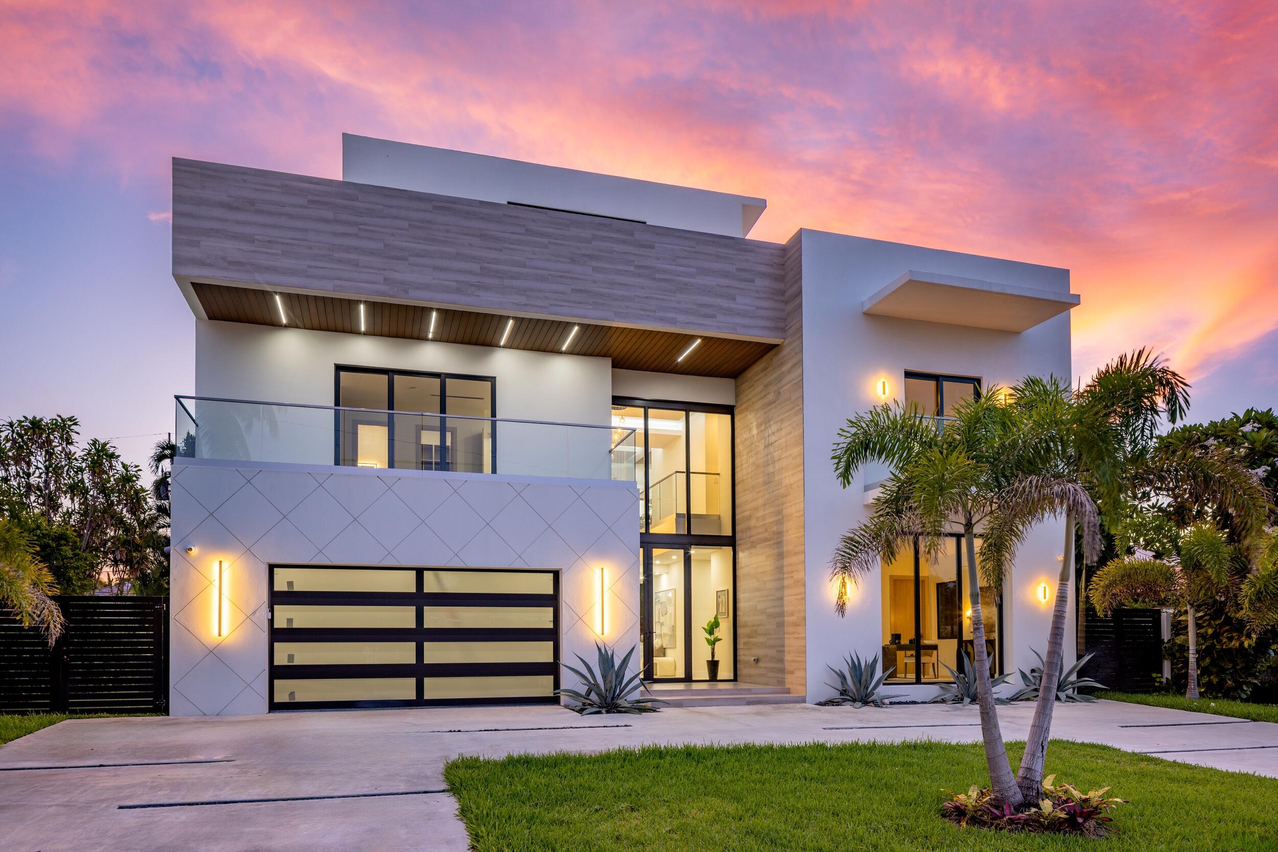 501 NE Spanish Court