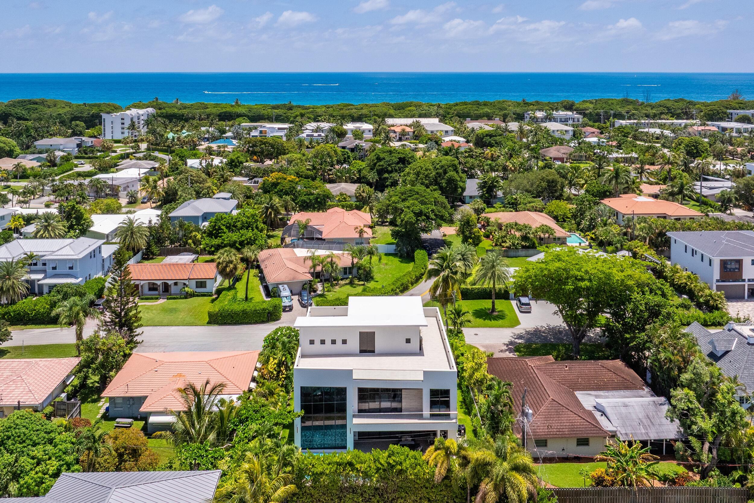 501 NE Spanish Court