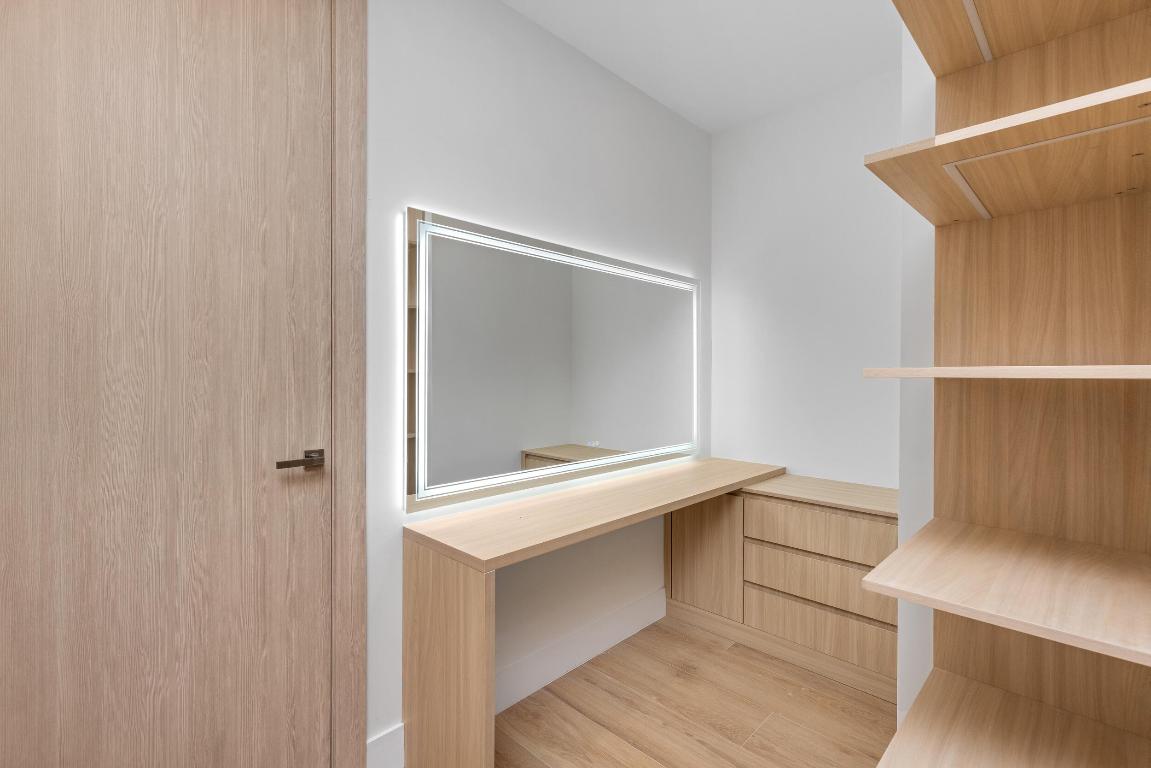 501 NE Spanish Court