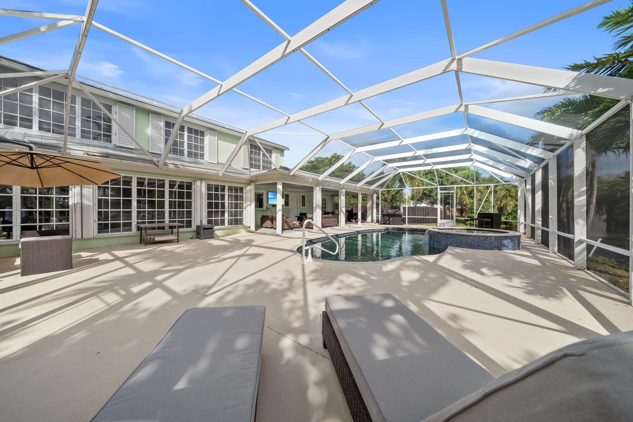 864 Whippoorwill Row