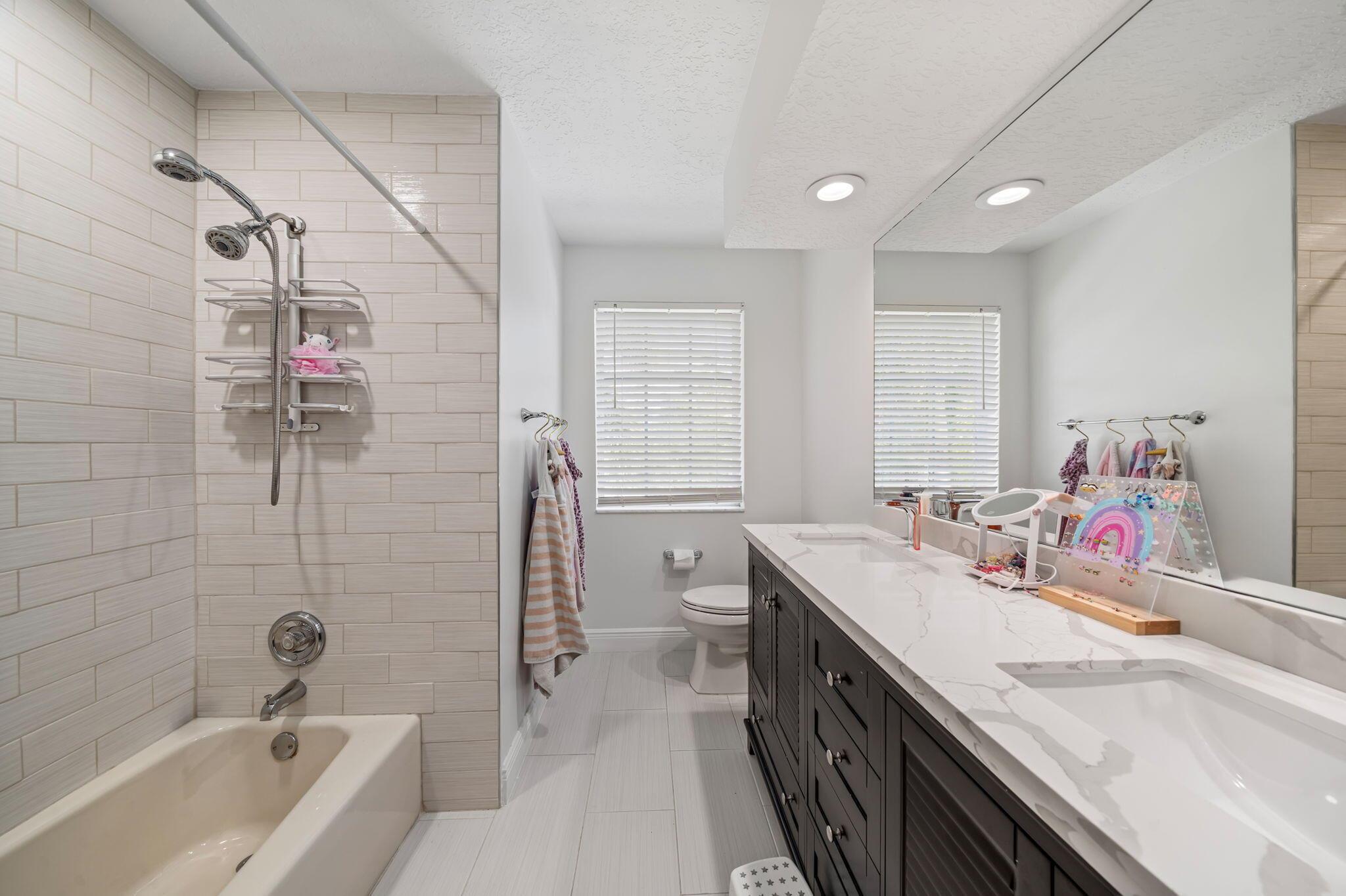 864 Whippoorwill Row