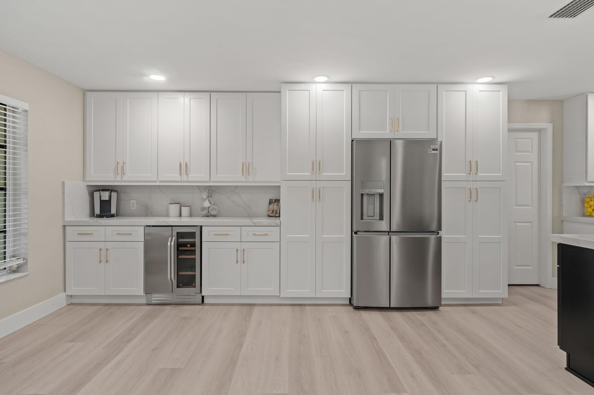 864 Whippoorwill Row