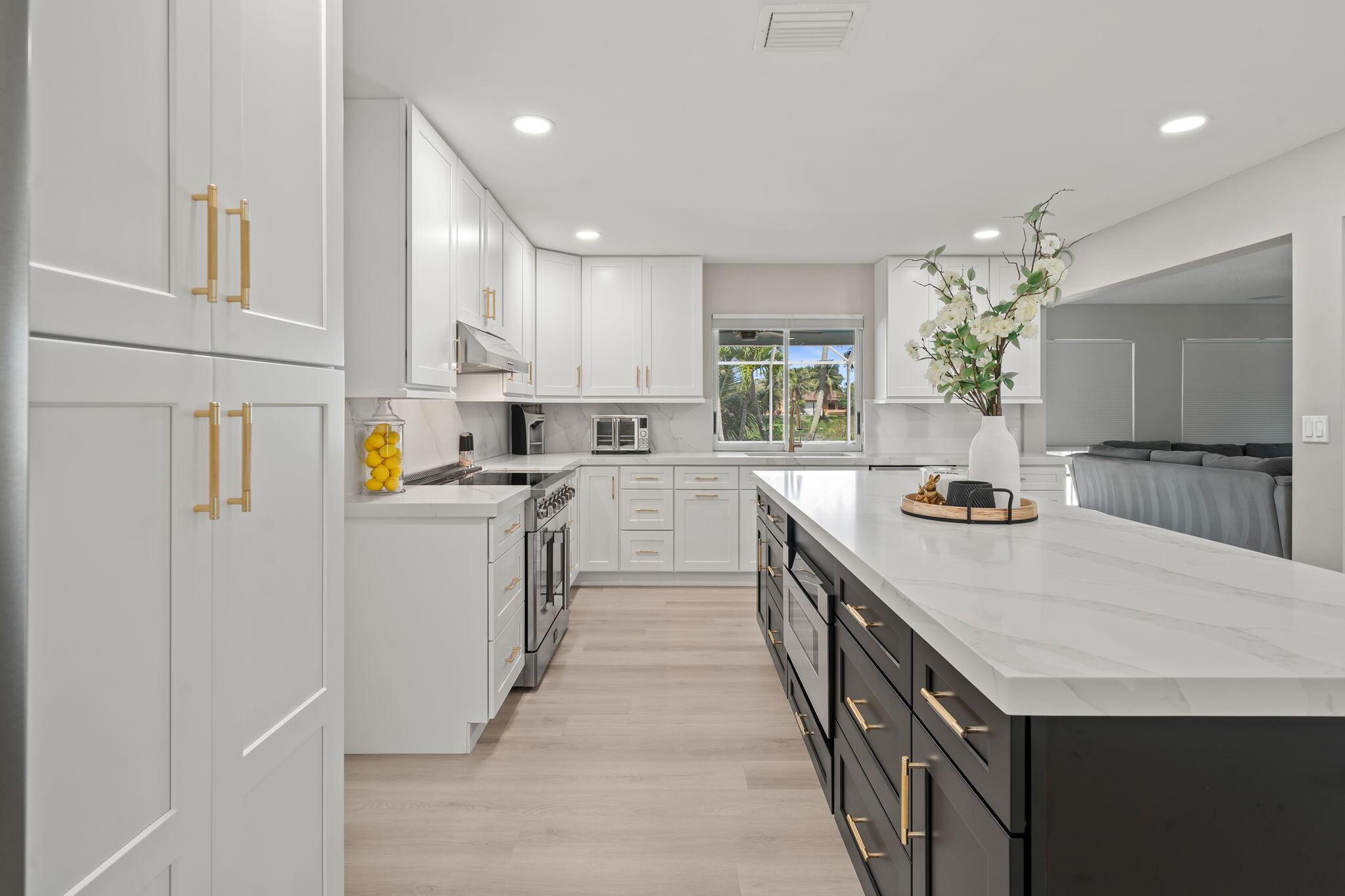 864 Whippoorwill Row