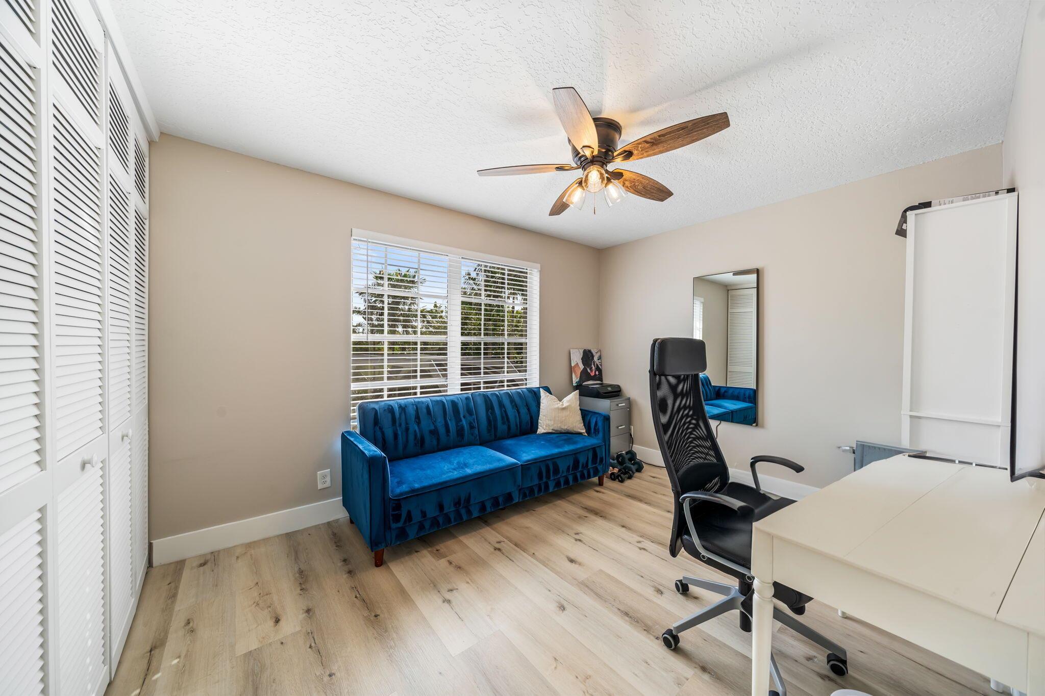 864 Whippoorwill Row