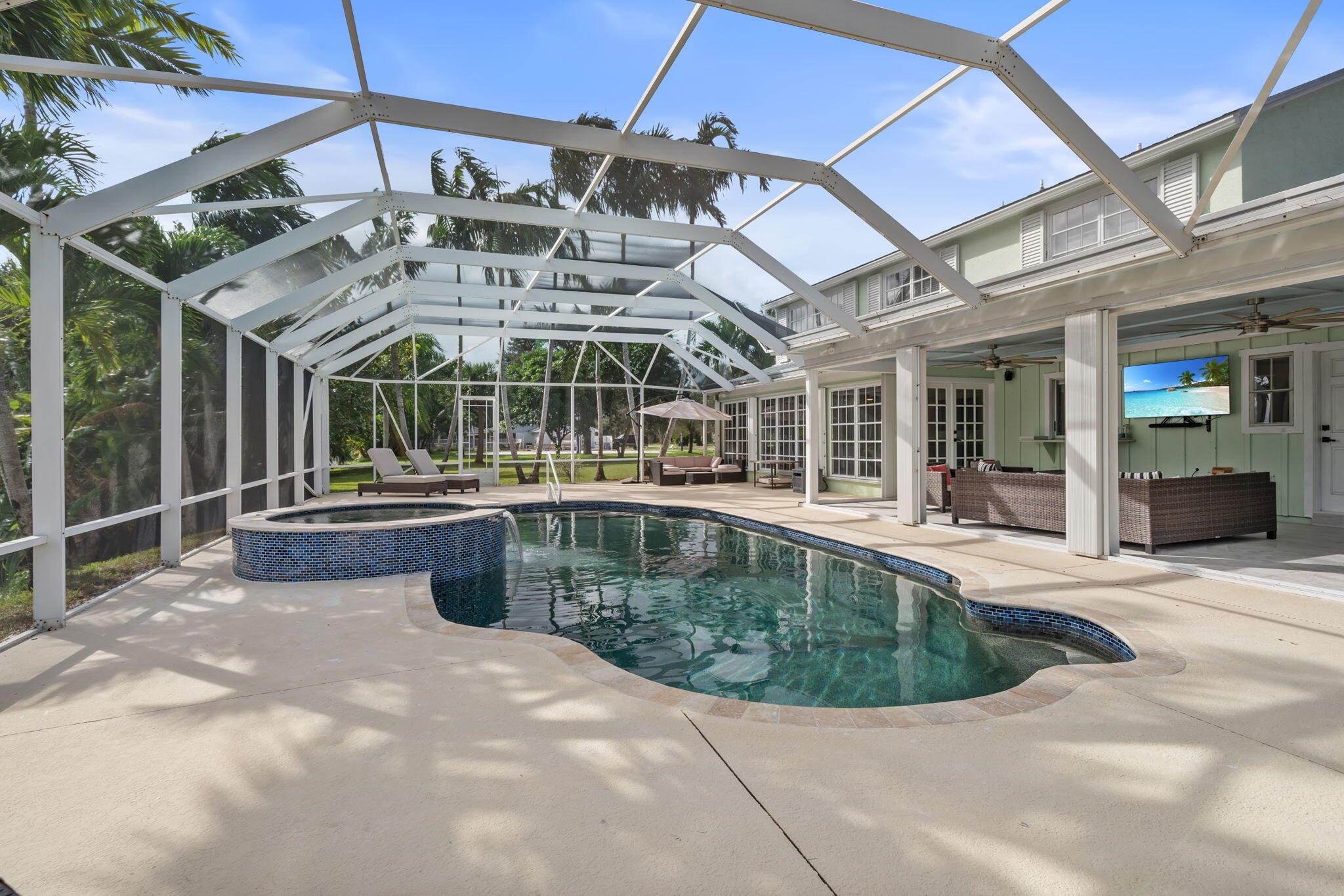 864 Whippoorwill Row