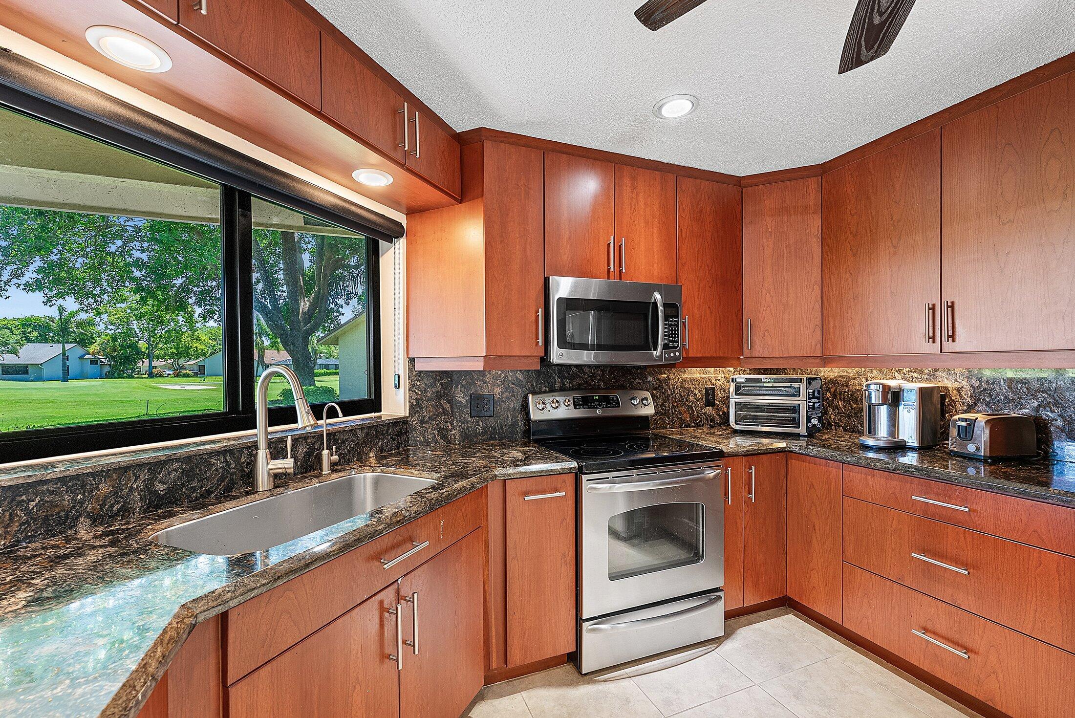 5651 Boca Delray Boulevard