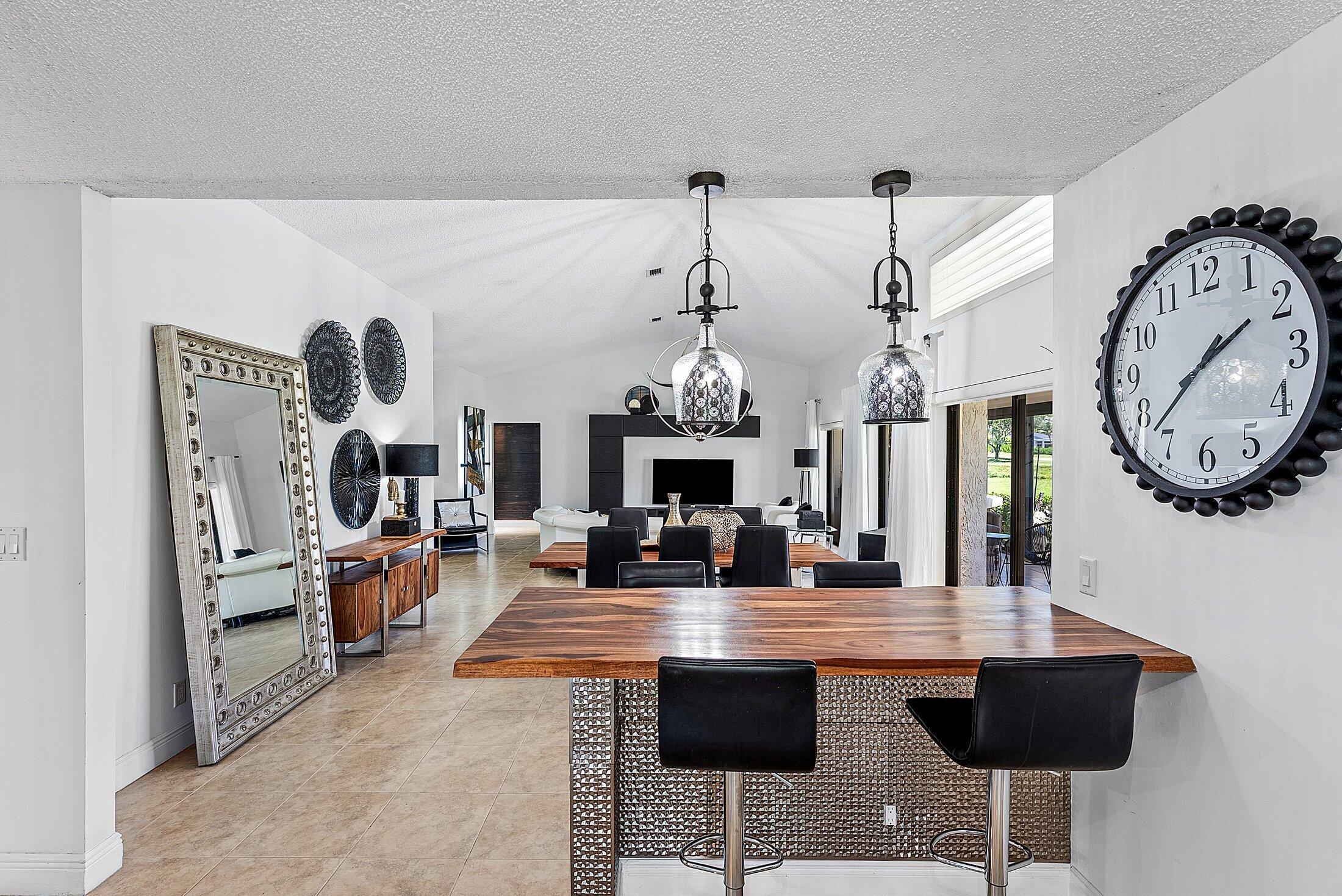 5651 Boca Delray Boulevard