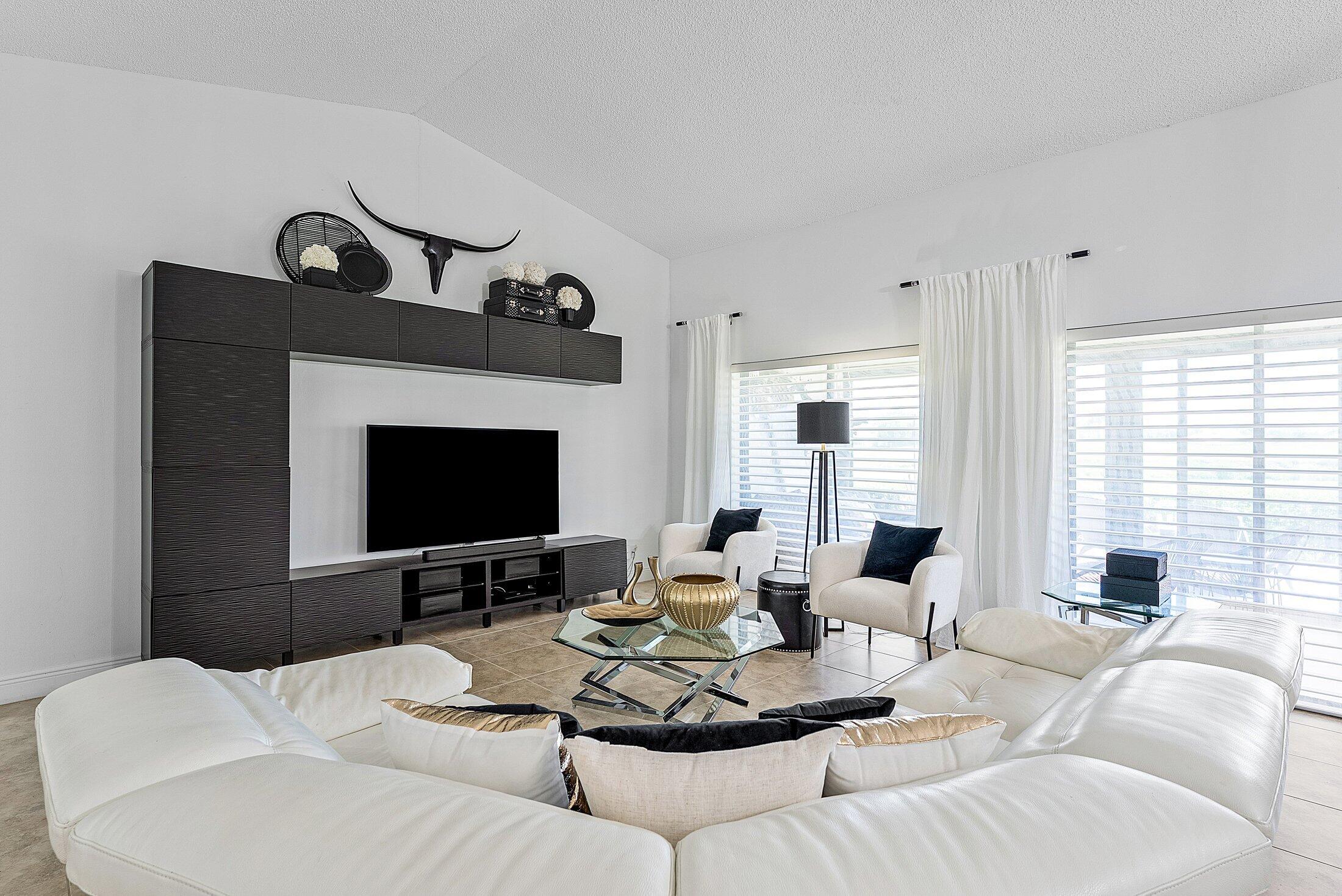 5651 Boca Delray Boulevard