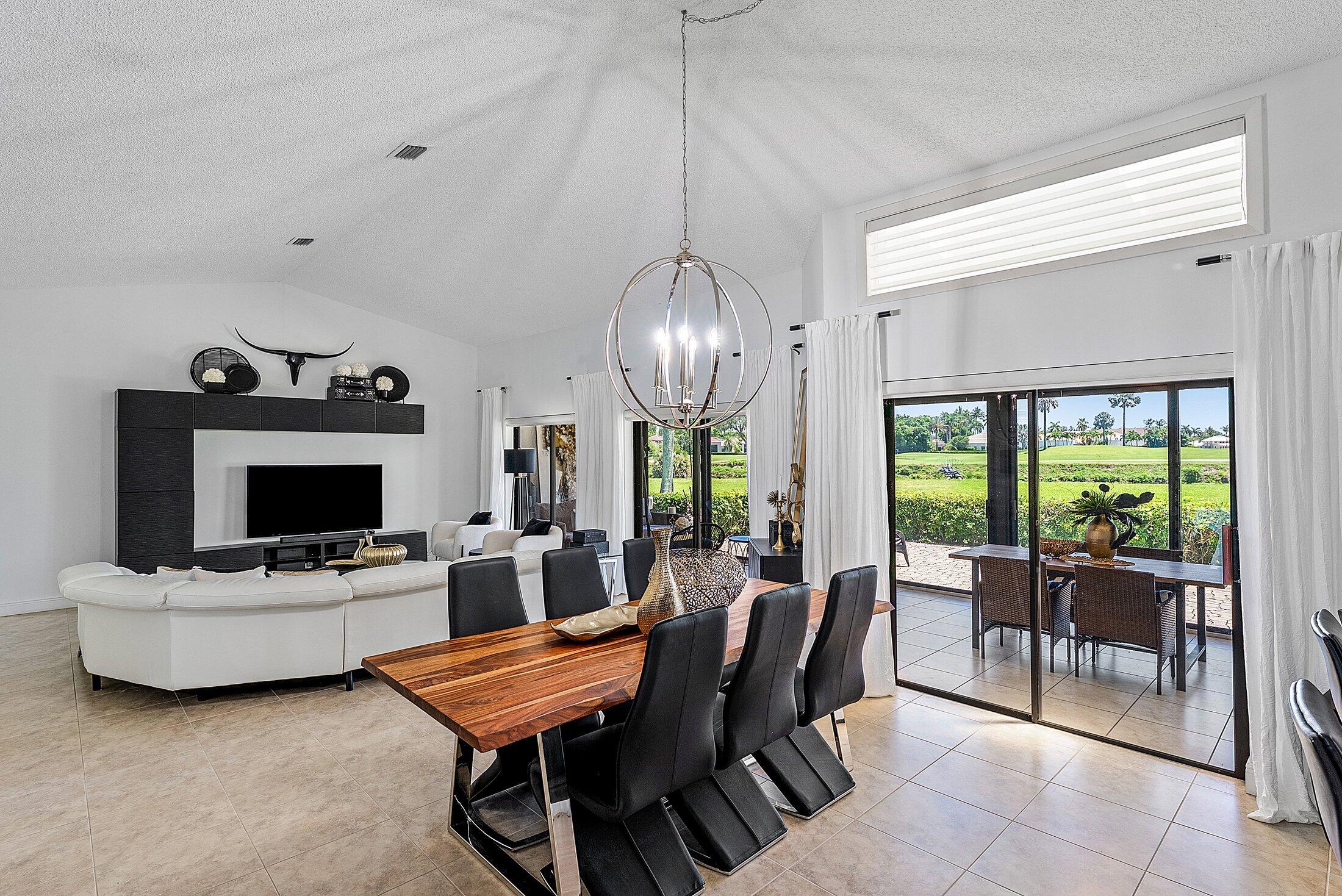 5651 Boca Delray Boulevard