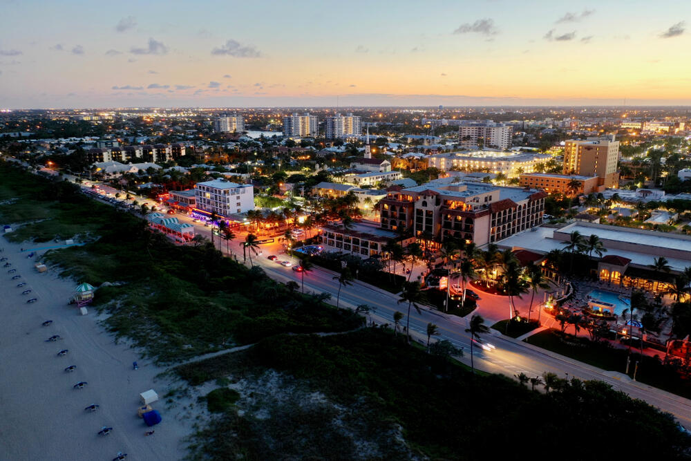 5651 Boca Delray Boulevard