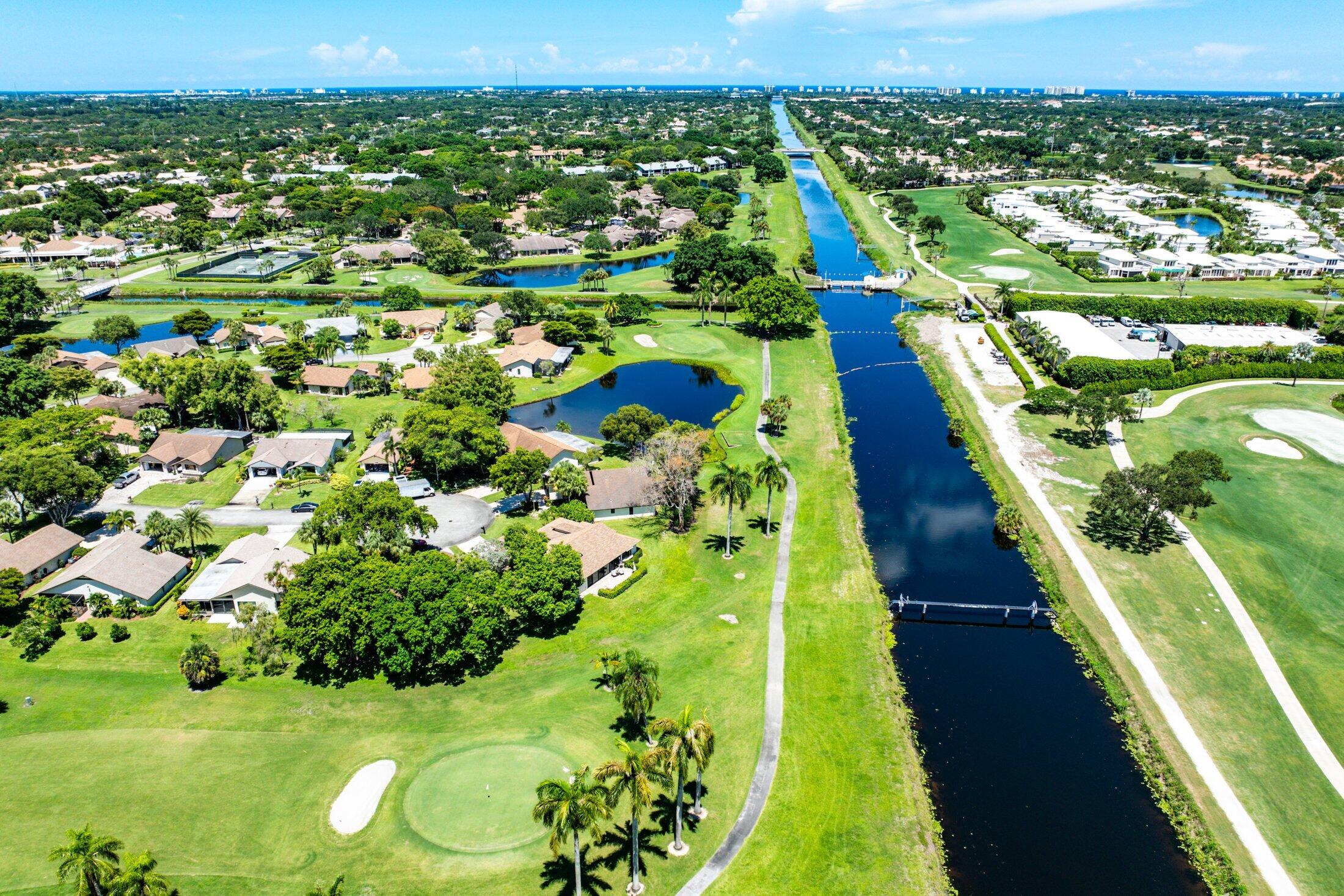 5651 Boca Delray Boulevard