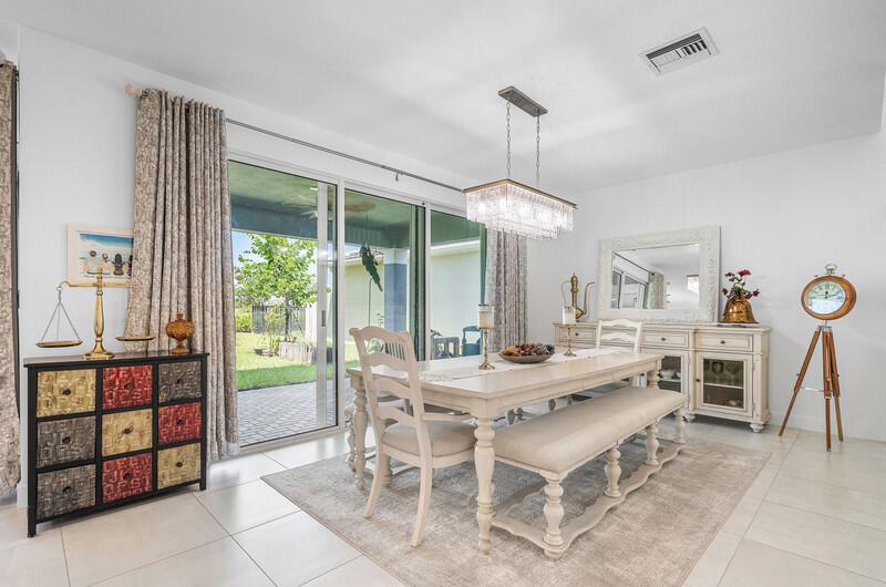 19552 Broad Shore Walk