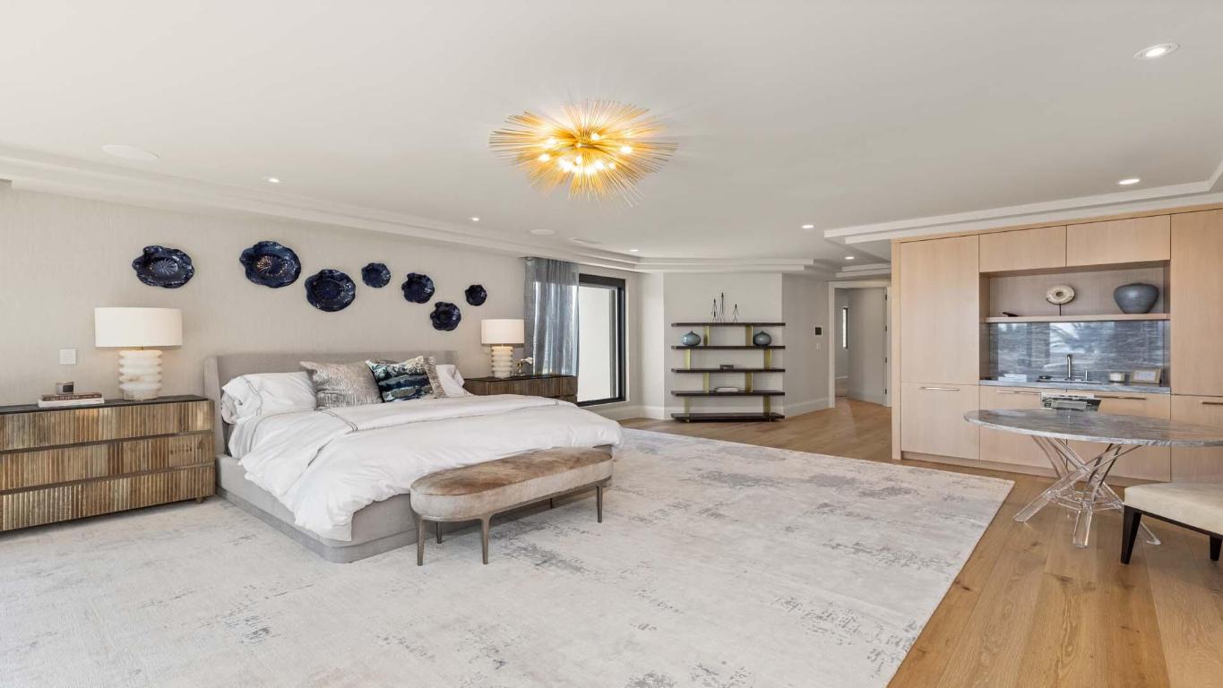 1171 S Ocean Boulevard