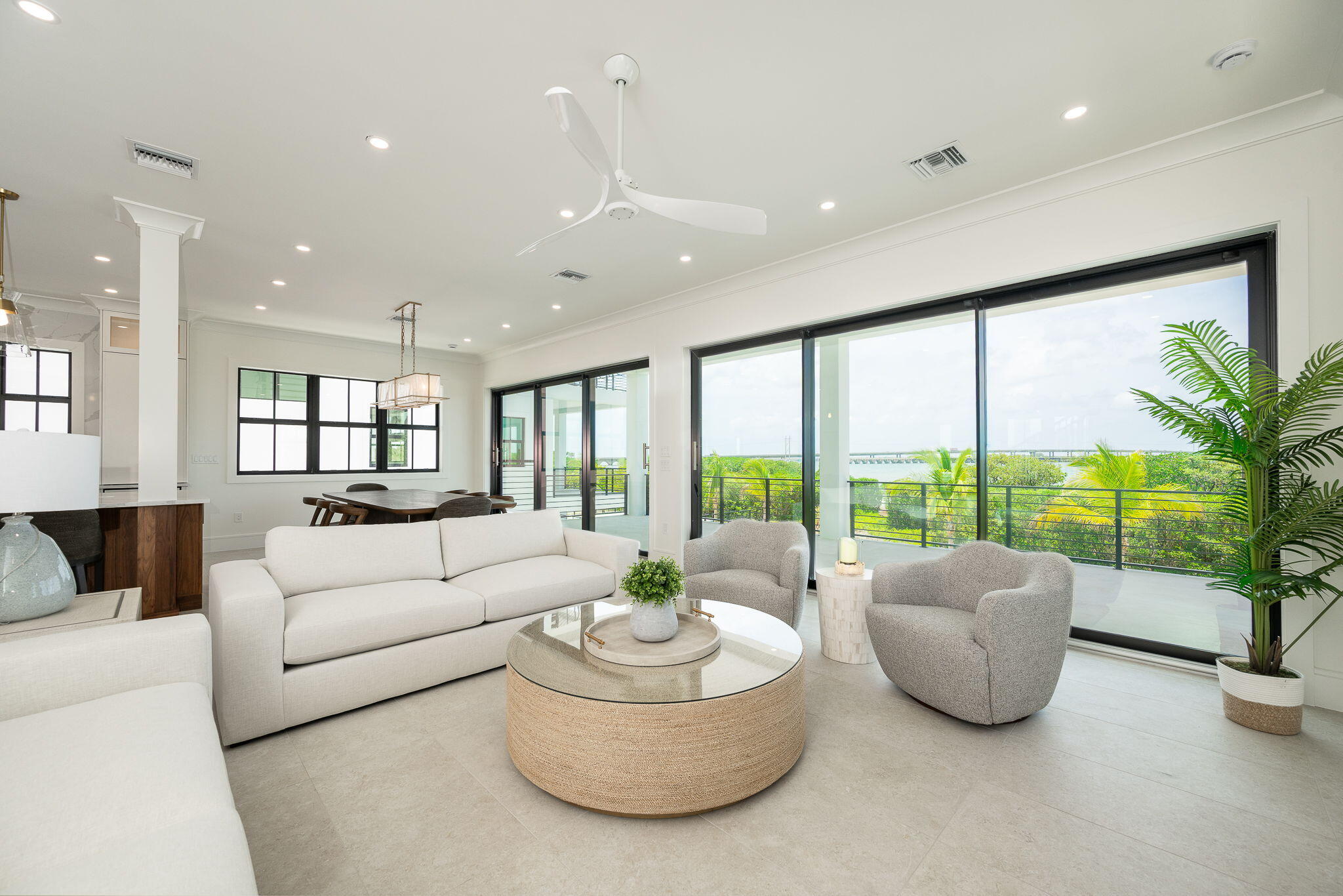 231 E Shore Drive Unit 2