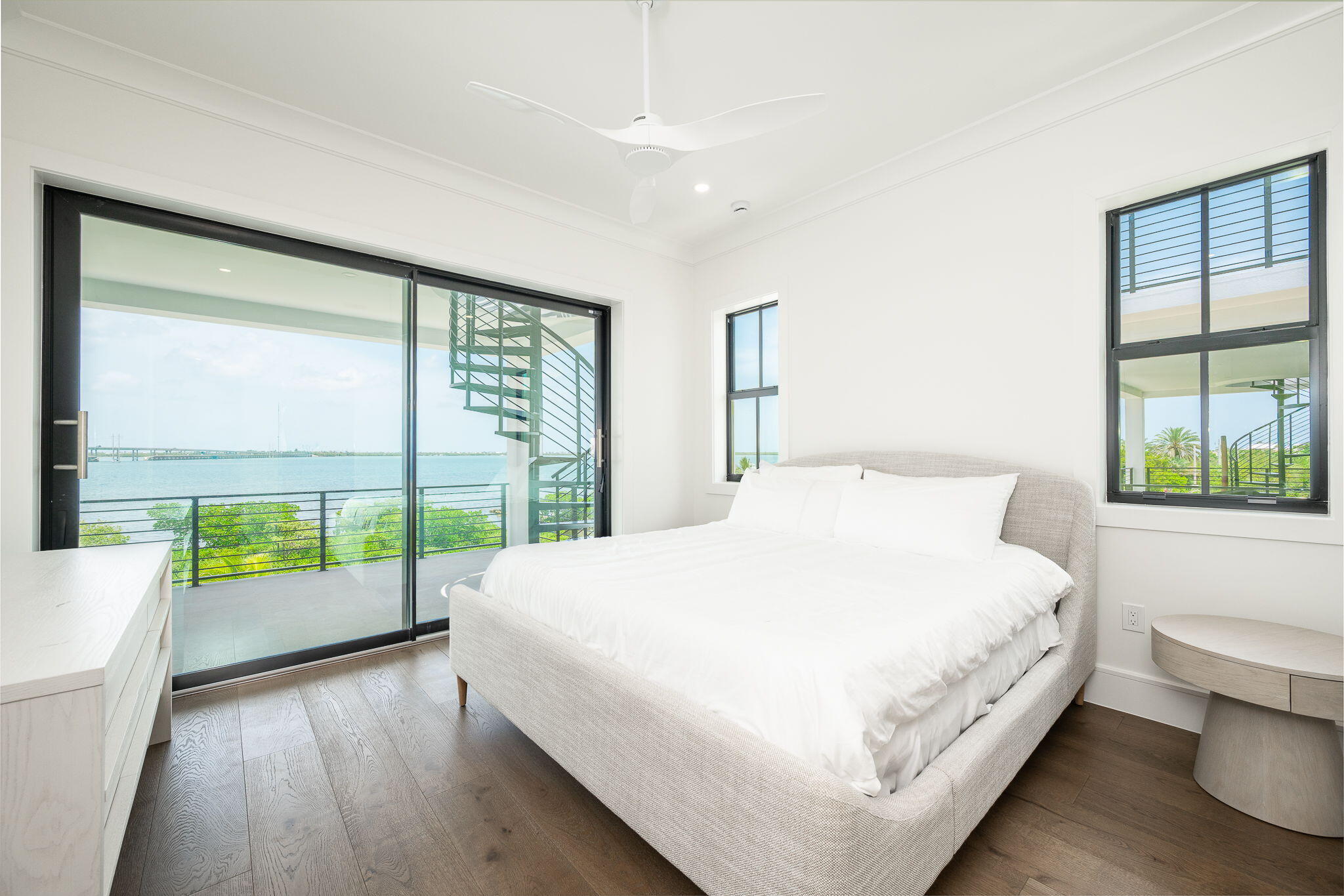 231 E Shore Drive Unit 2