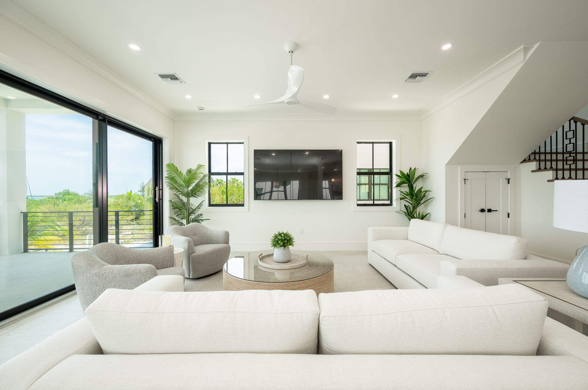 231 E Shore Drive Unit 2
