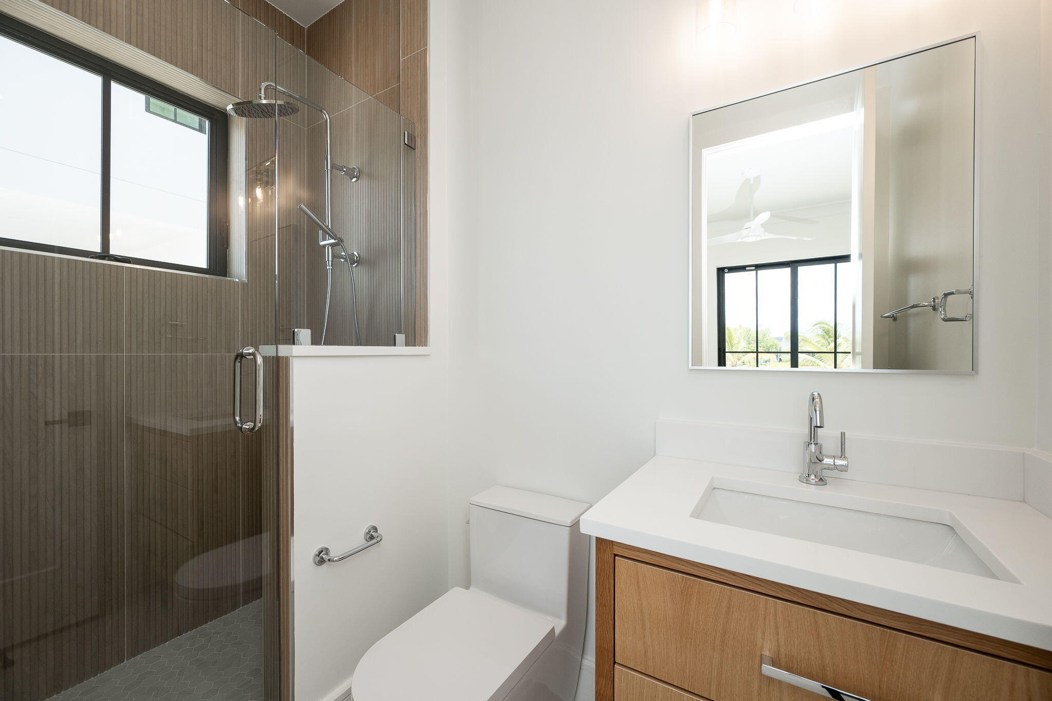 231 E Shore Drive Unit 2