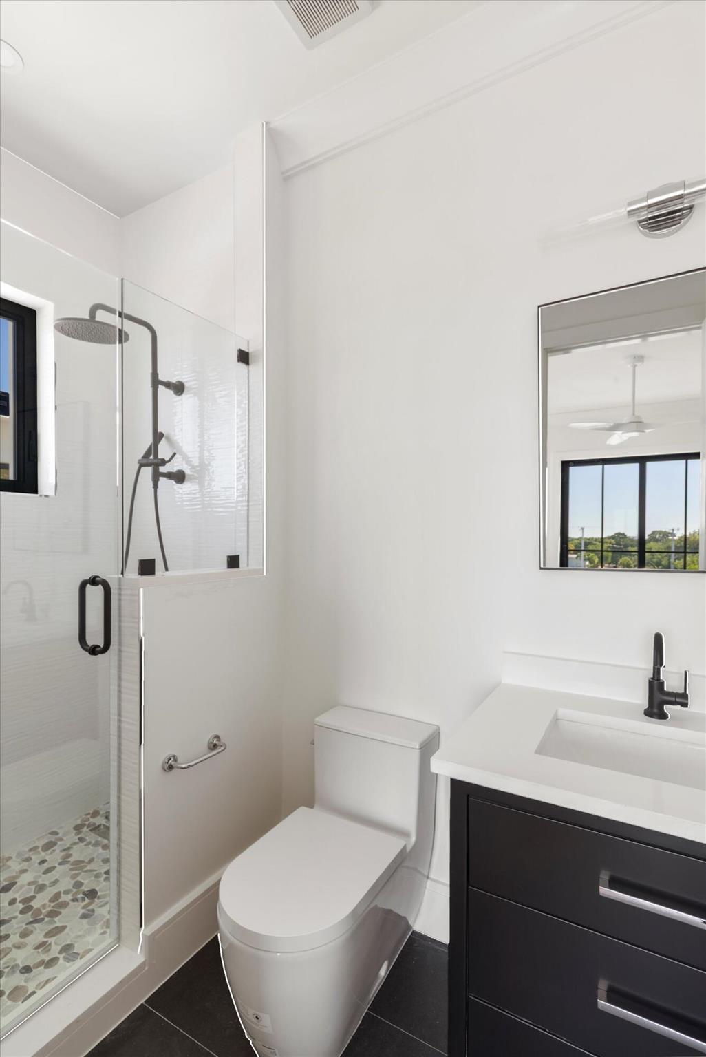 231 E Shore Drive Unit 3