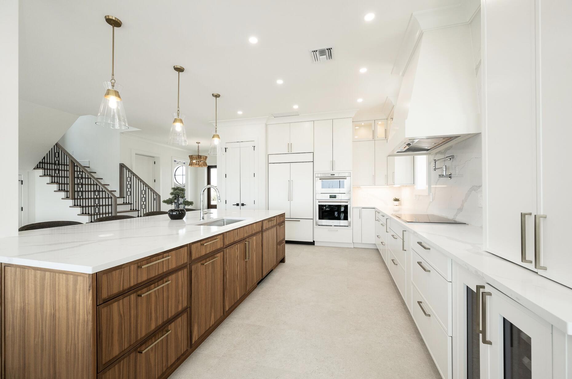 231 E Shore Drive Unit 6