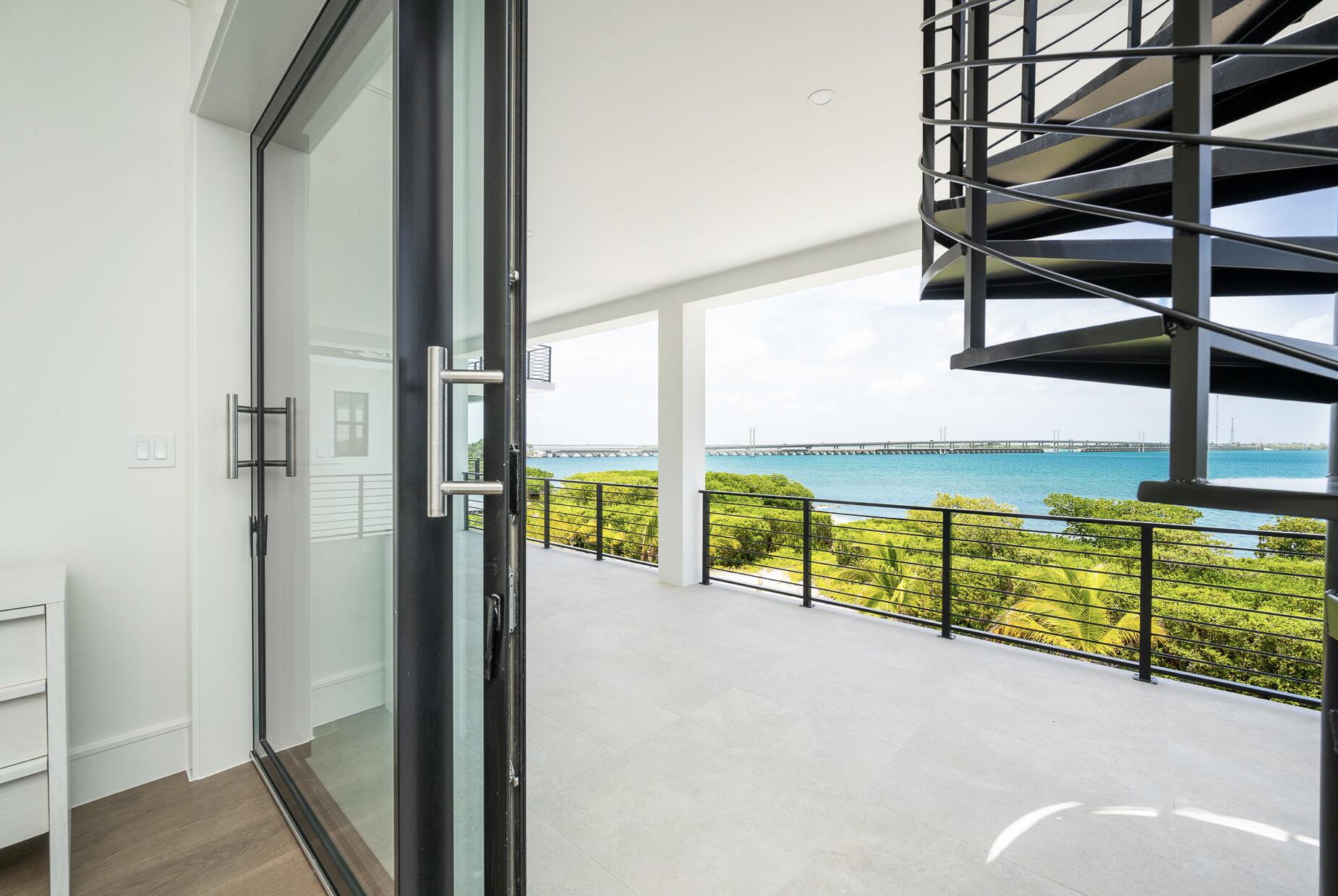 231 E Shore Drive Unit 6