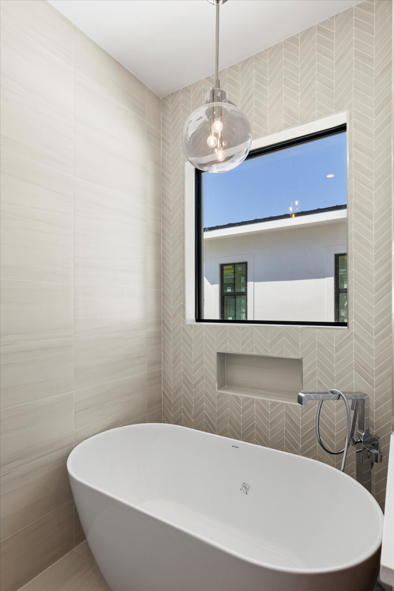 231 E Shore Drive Unit 6