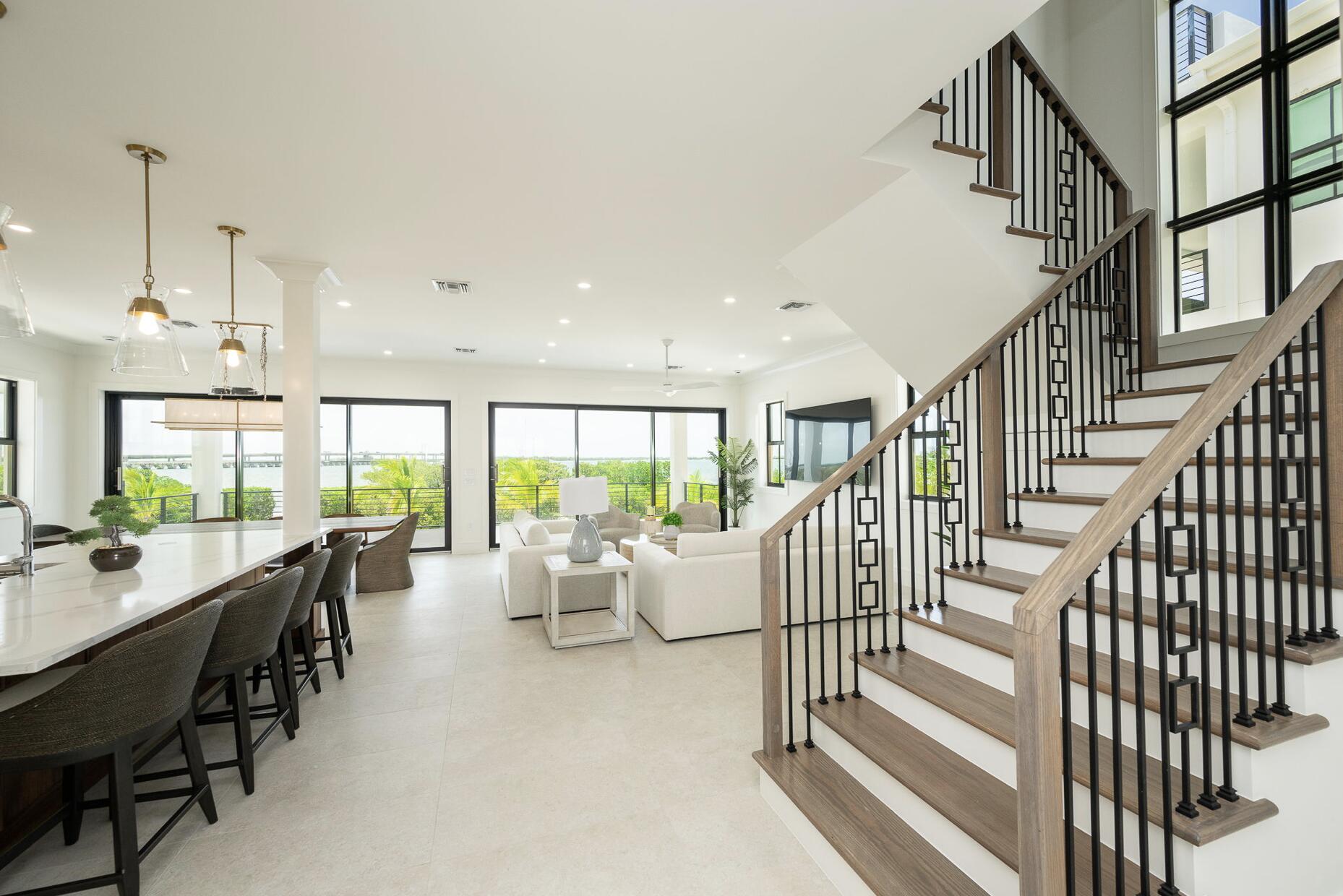 231 E Shore Drive Unit 6