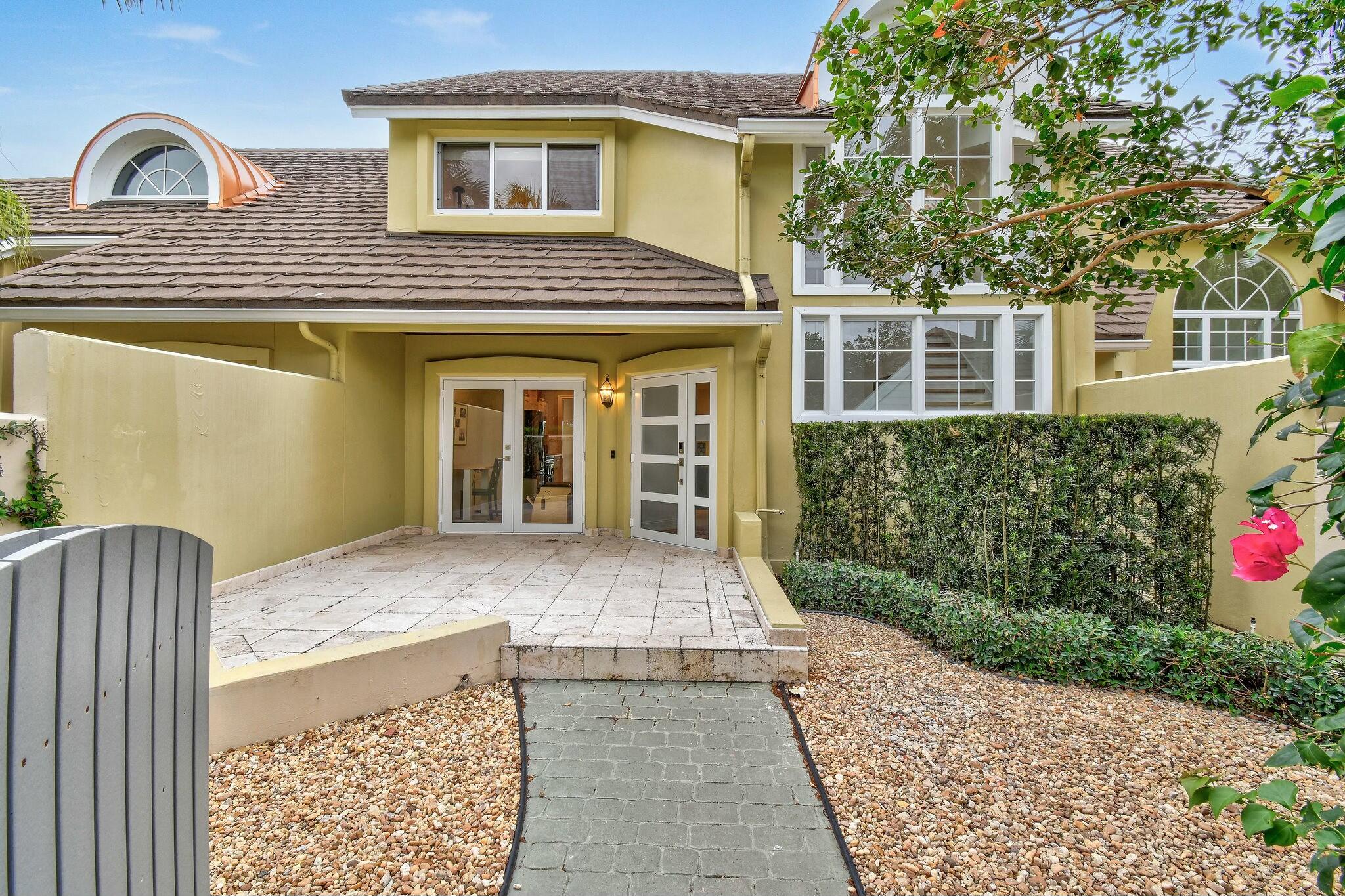 2576 Muirfield Court