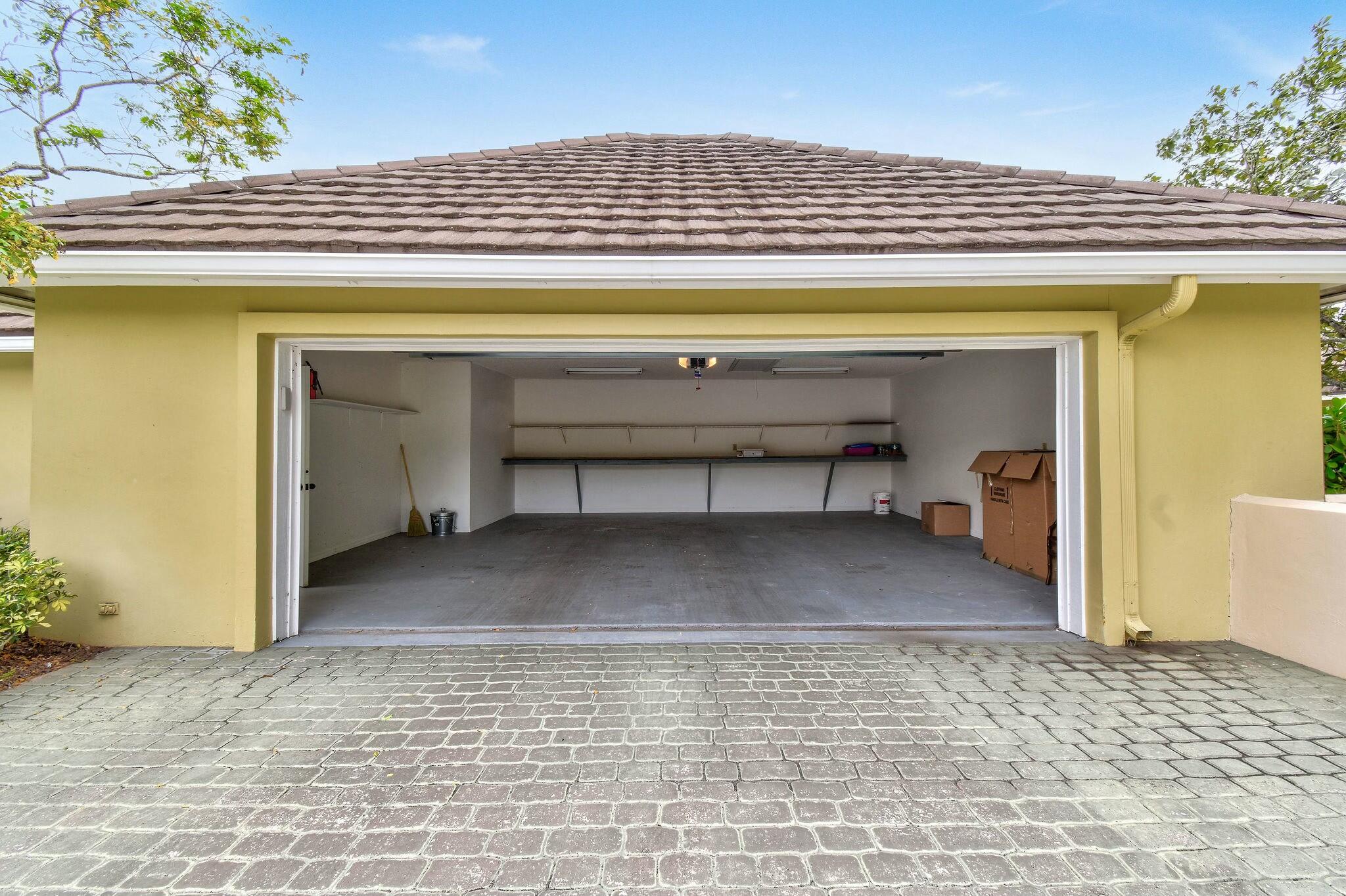 2576 Muirfield Court