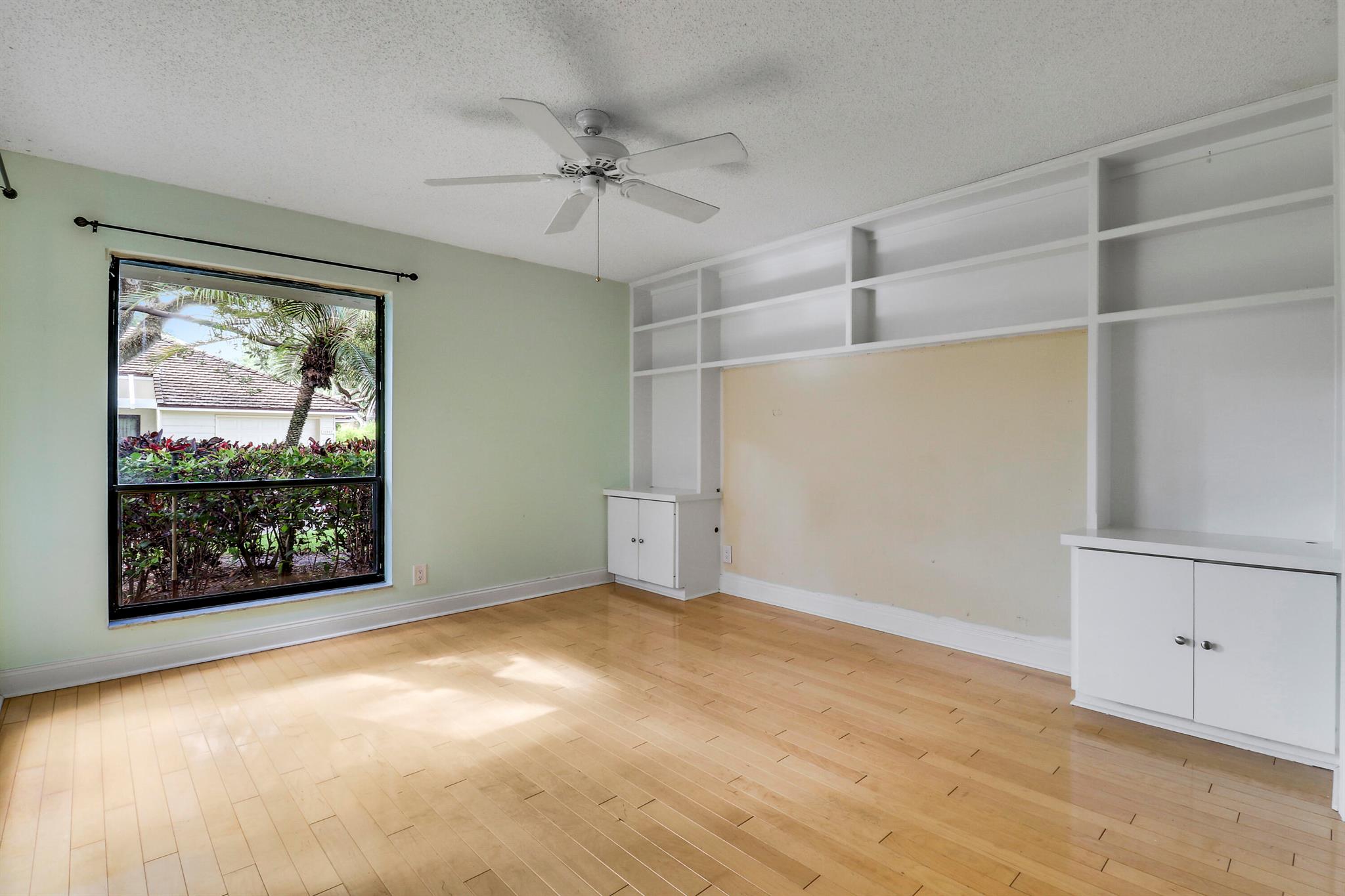 11381 Indian Shore Drive