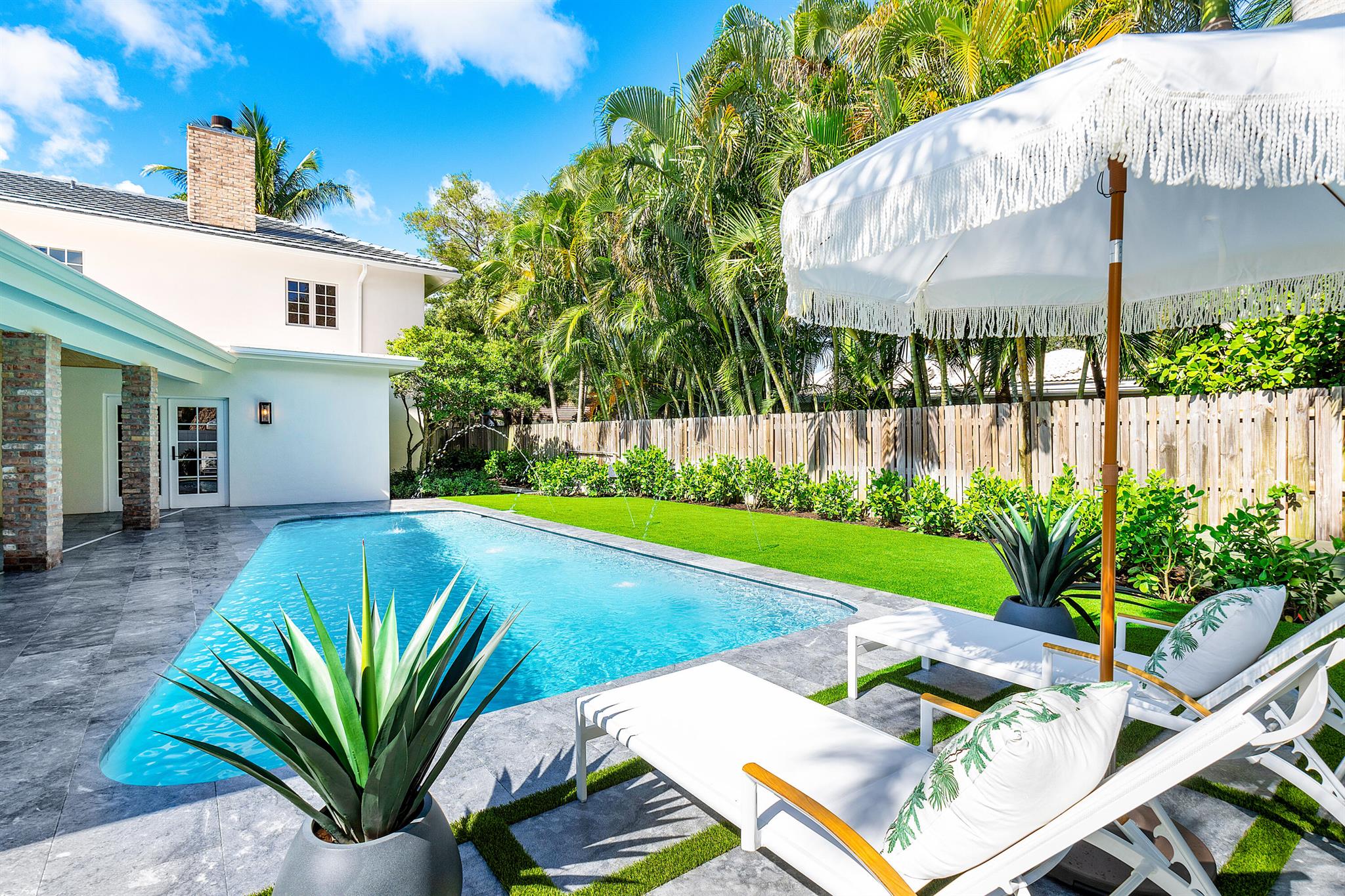17 NW 25th Street