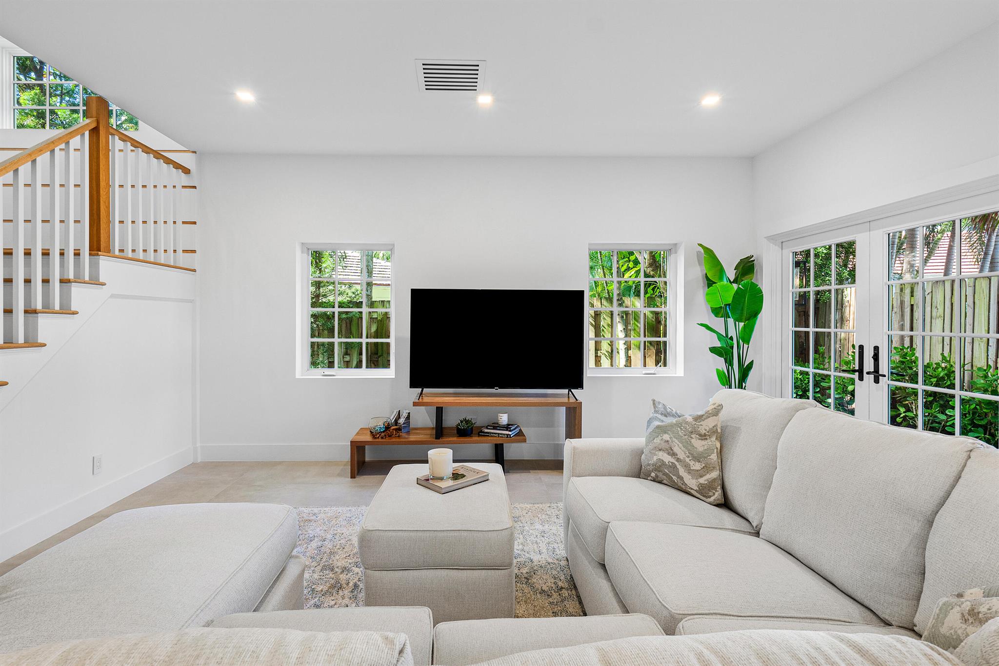 17 NW 25th Street