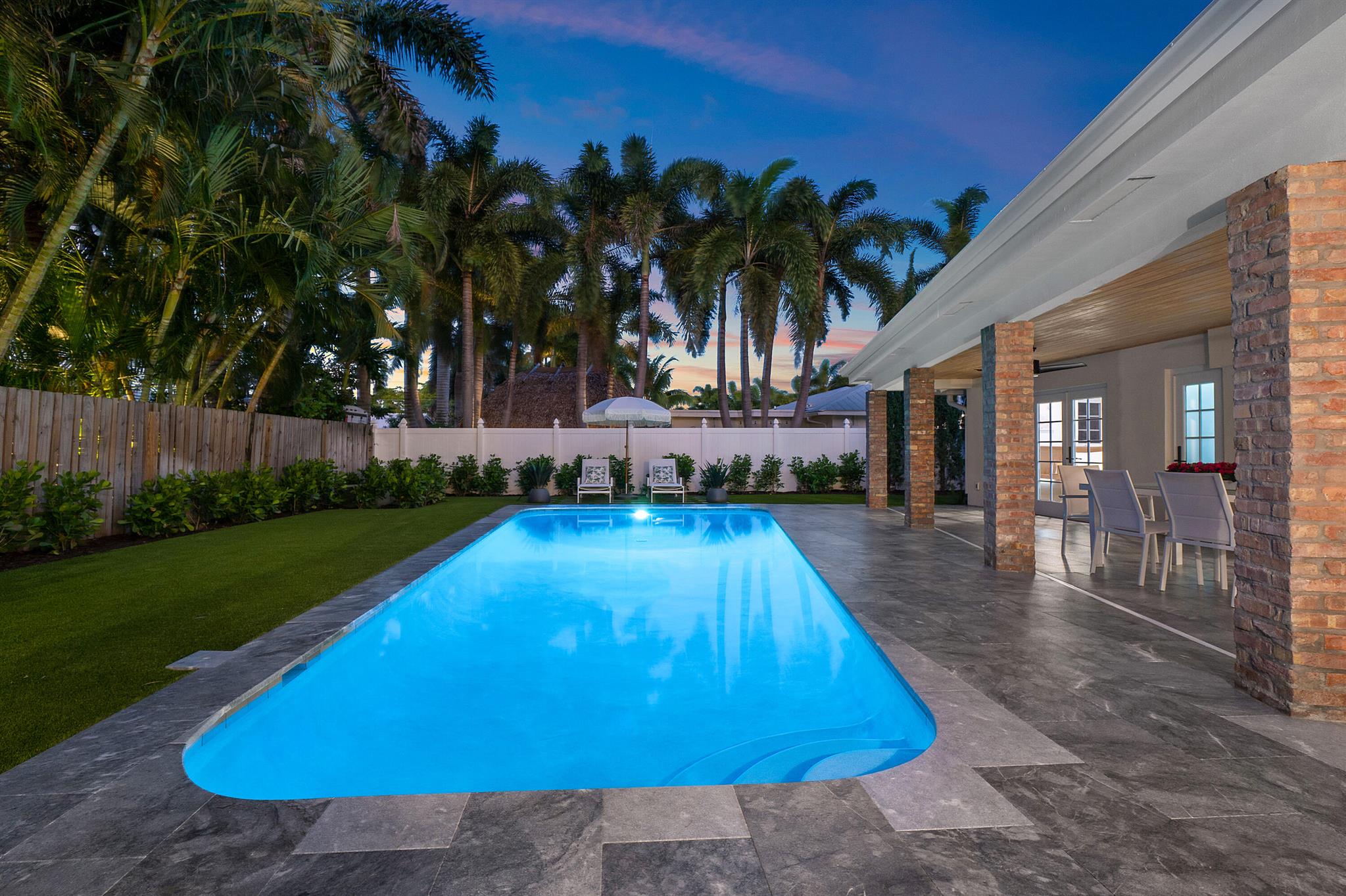 17 NW 25th Street
