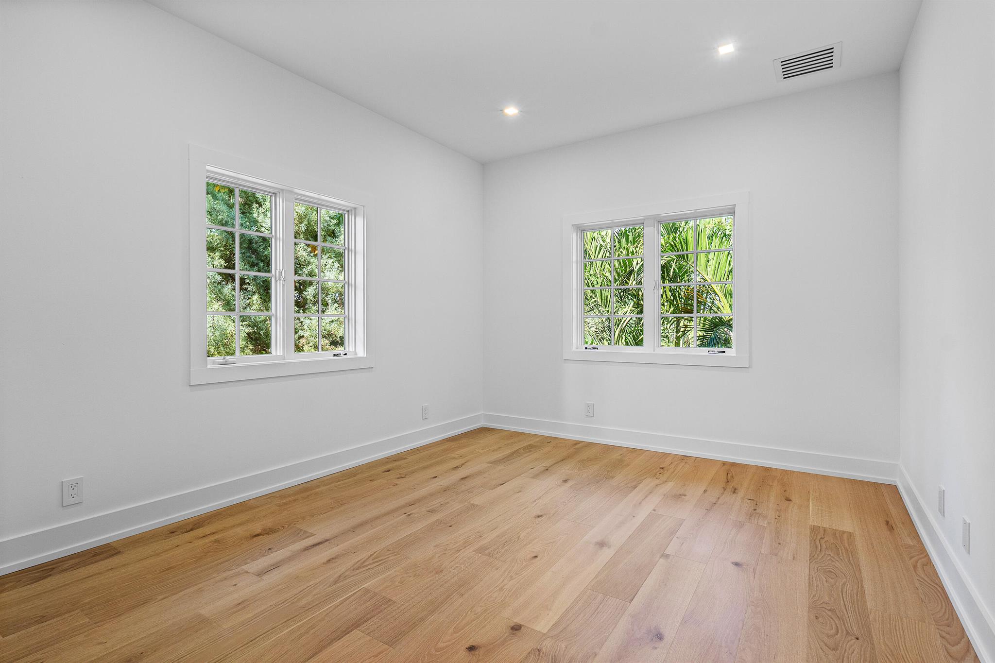 17 NW 25th Street
