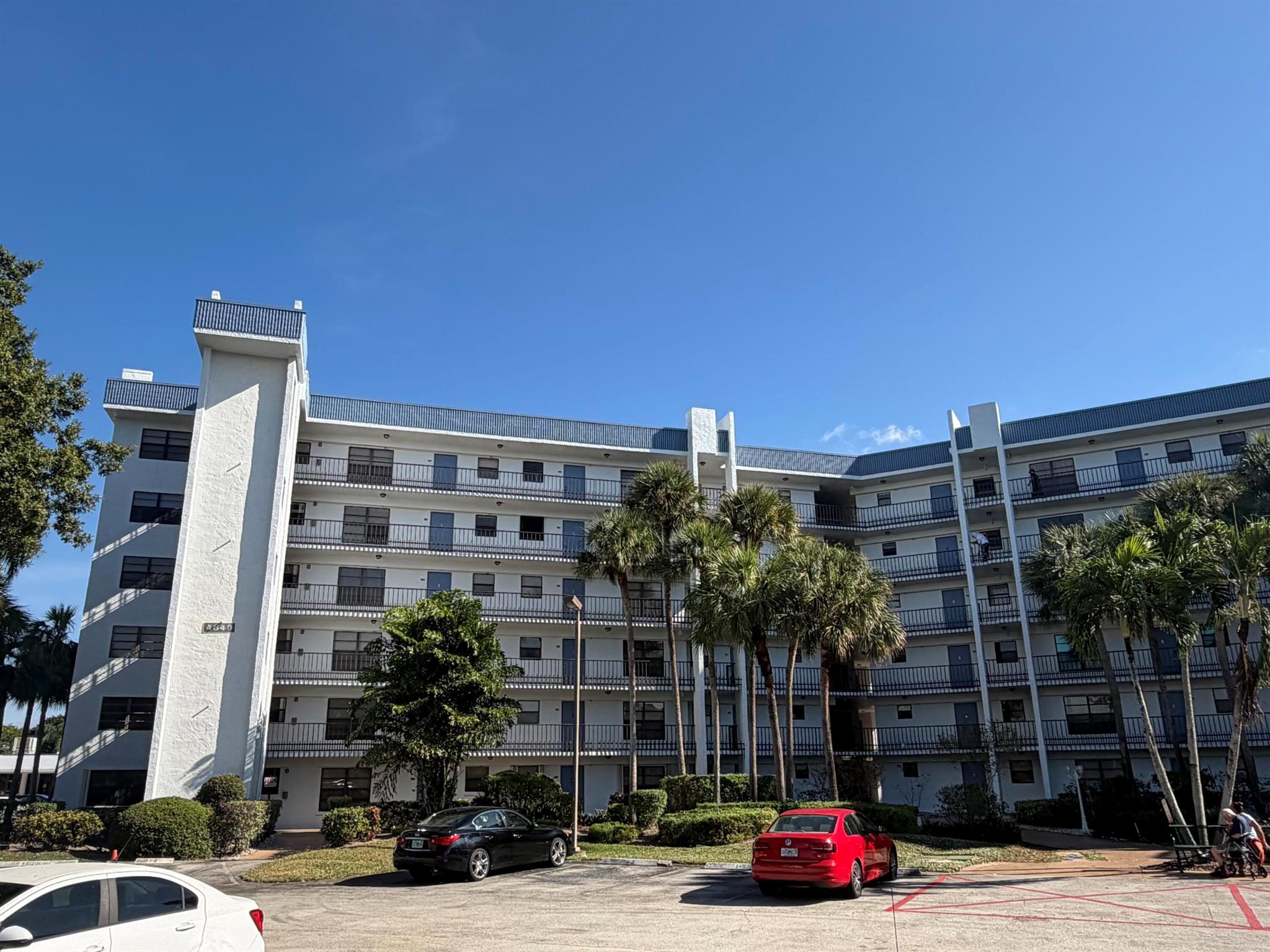 4640 Lucerne Lakes Boulevard 503