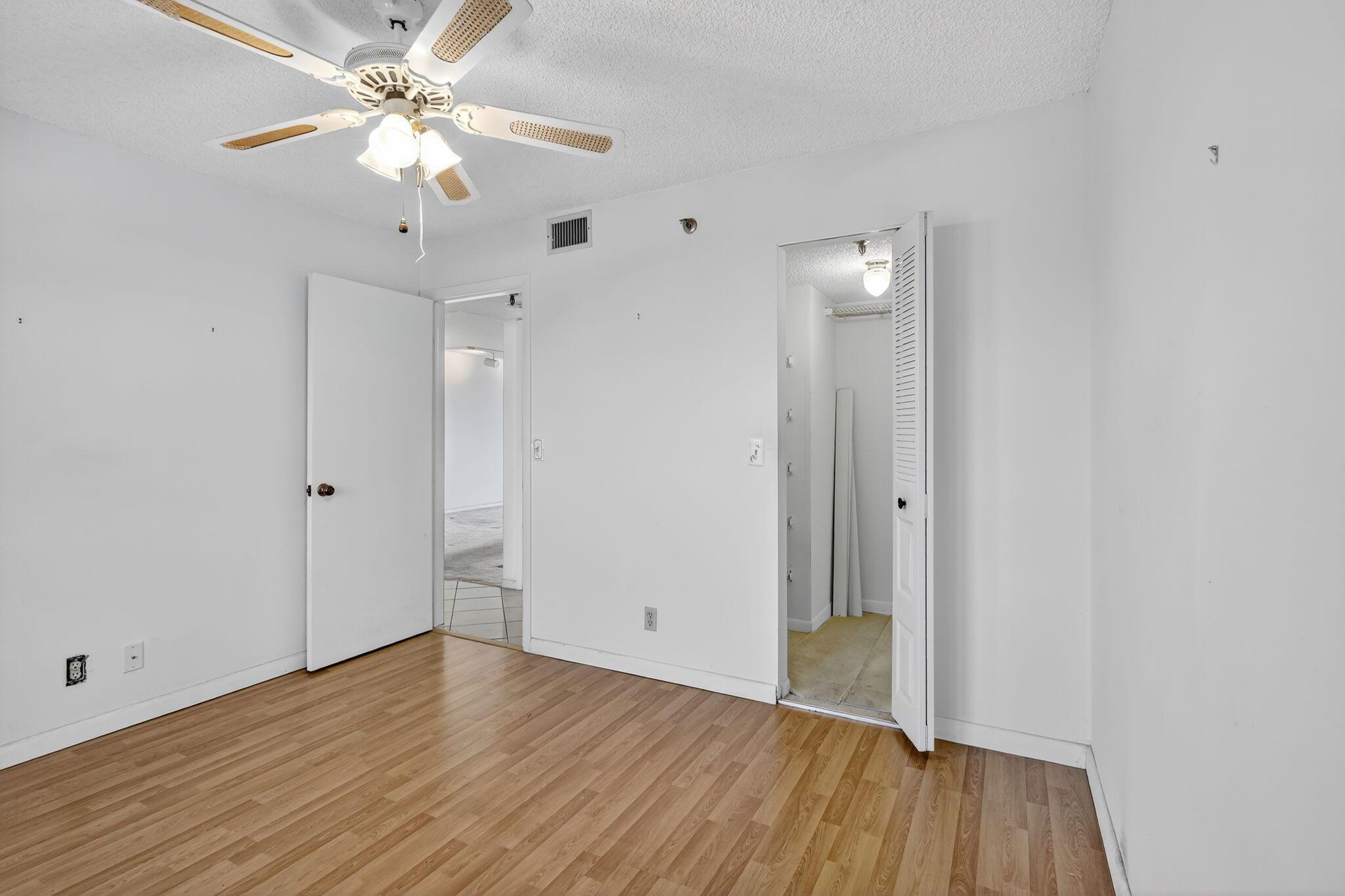 4640 Lucerne Lakes Boulevard 503