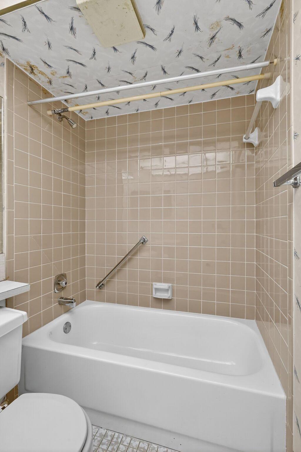 4640 Lucerne Lakes Boulevard 503