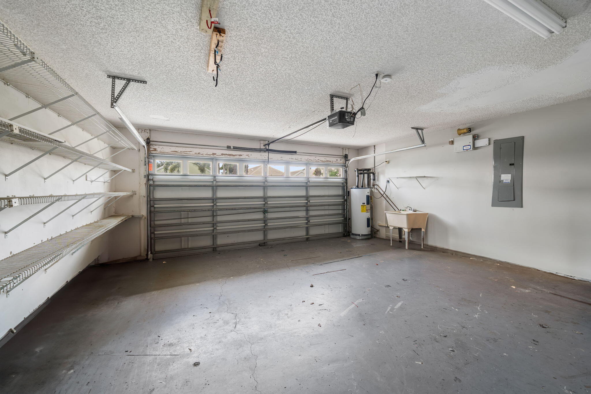 9190 Heathridge Drive
