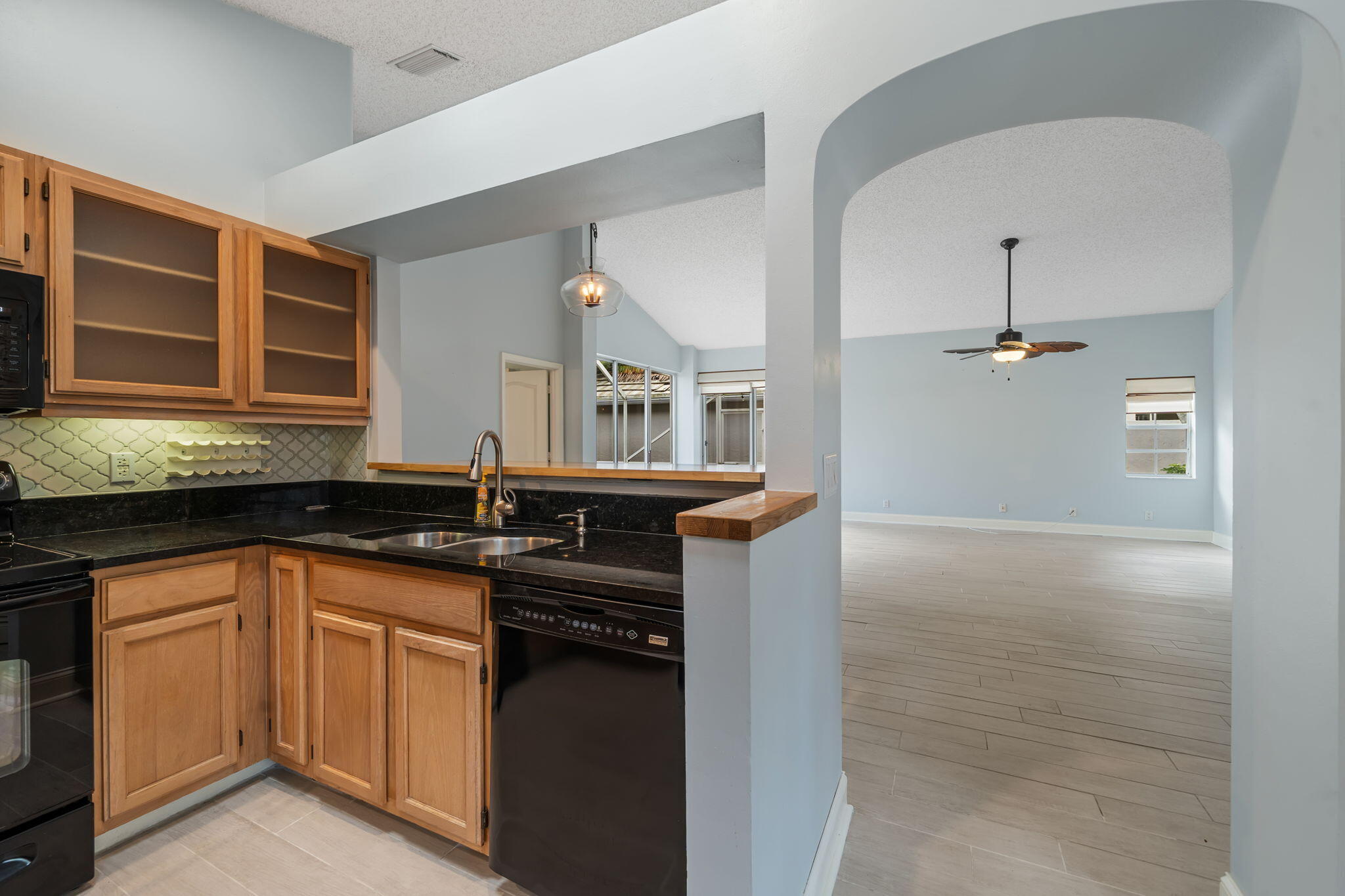 9190 Heathridge Drive