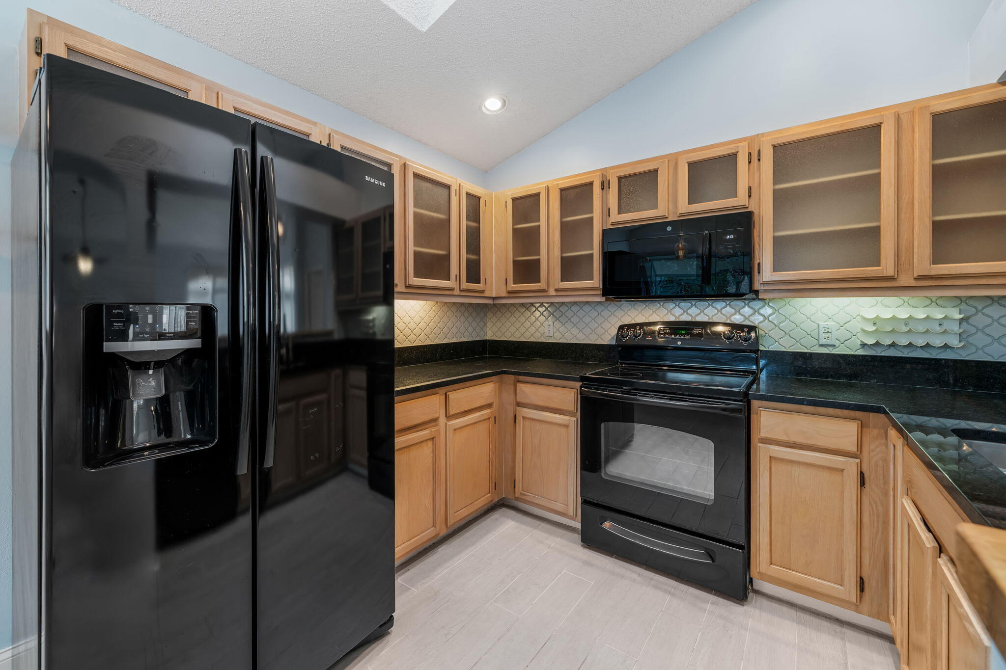 9190 Heathridge Drive
