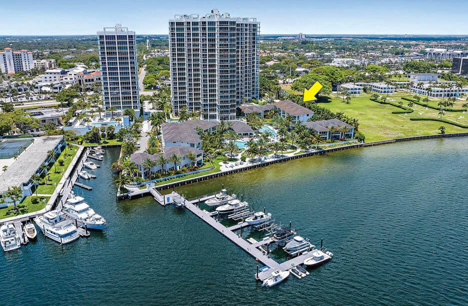 110 Water Club Court N