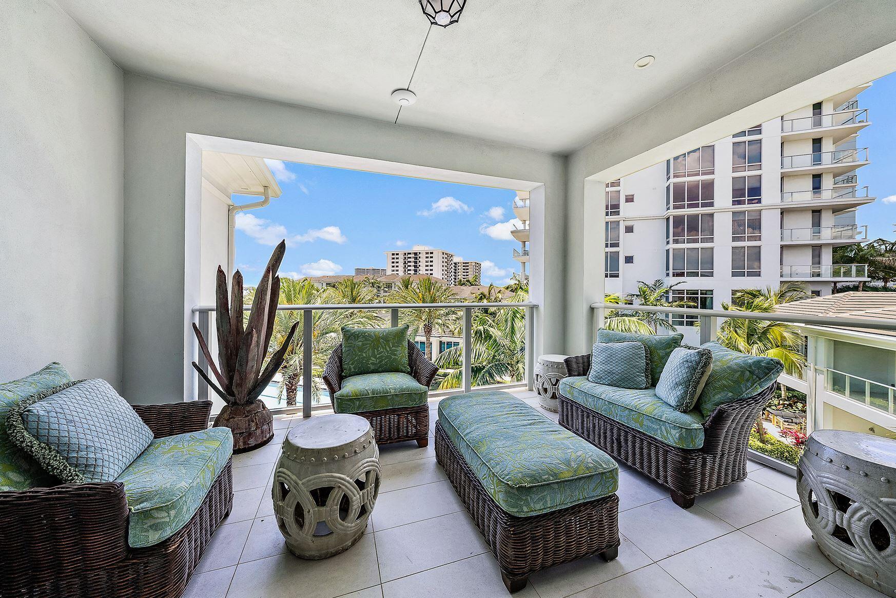 110 Water Club Court N