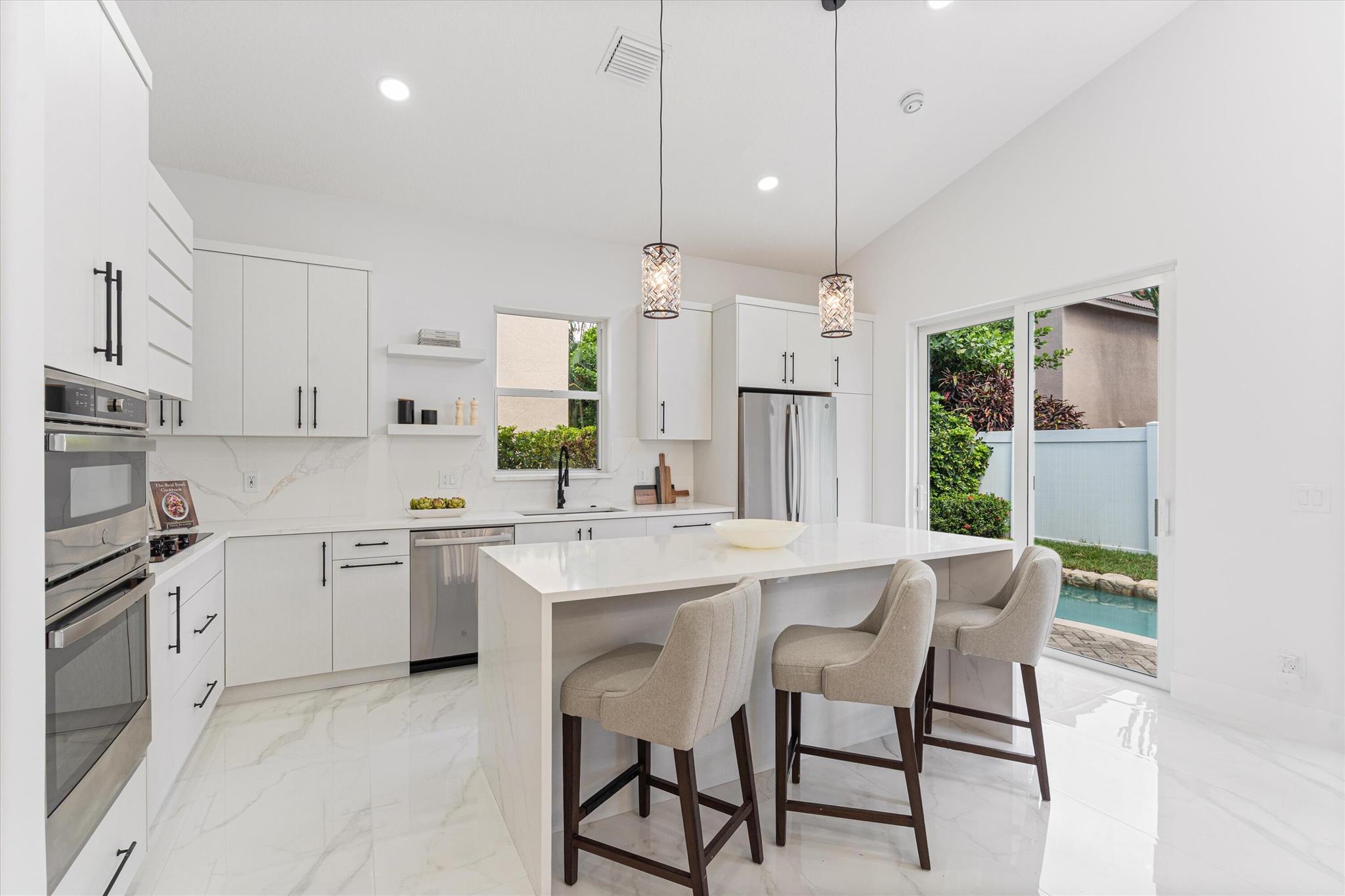 4813 S Classical Boulevard