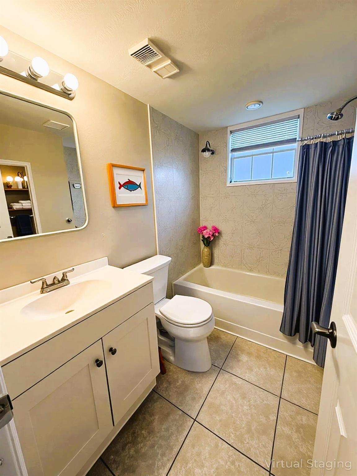 1542 SE Royal Green Circle 102