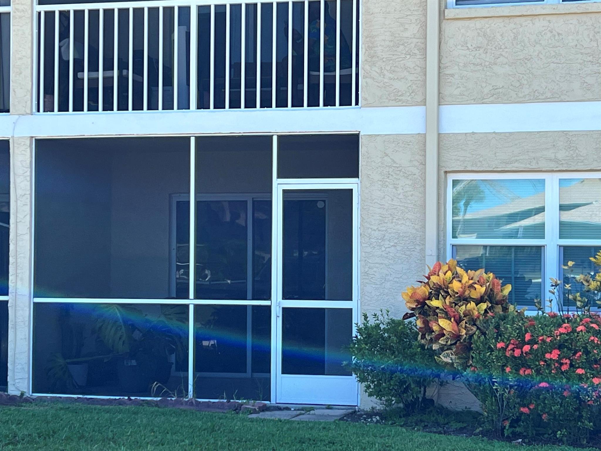 1542 SE Royal Green Circle 102