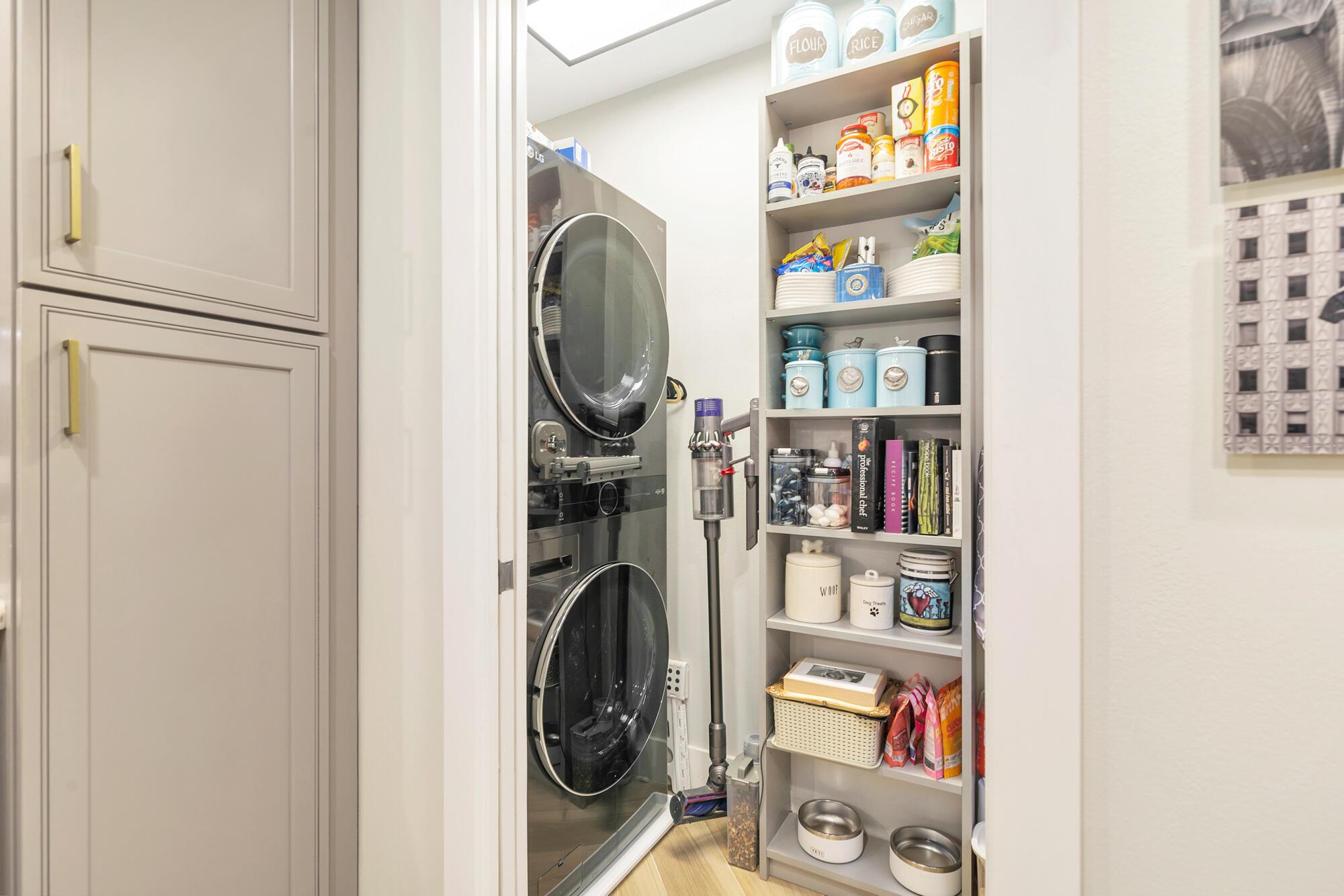 801 South Olive Avenue 919