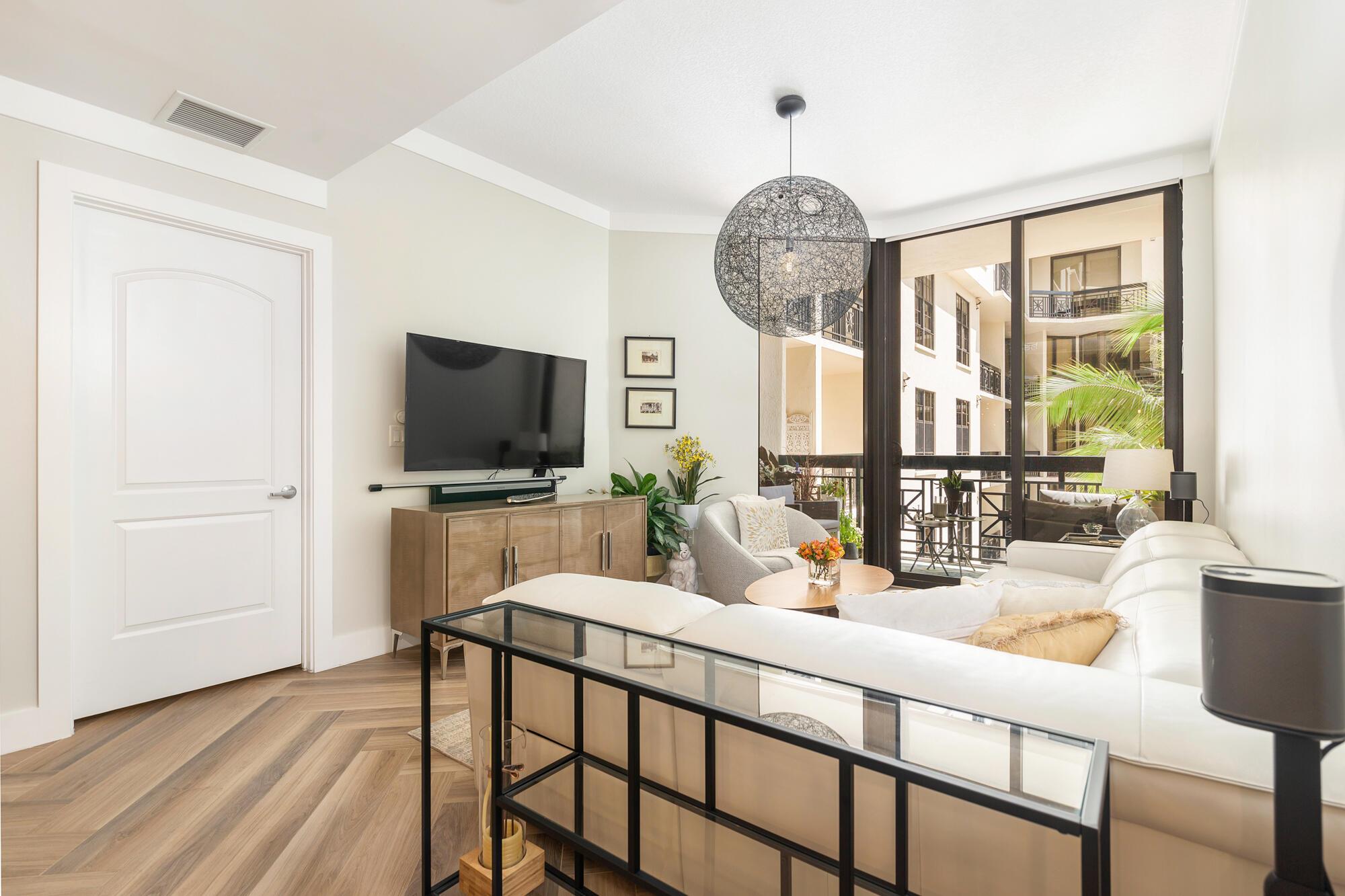 801 South Olive Avenue 919