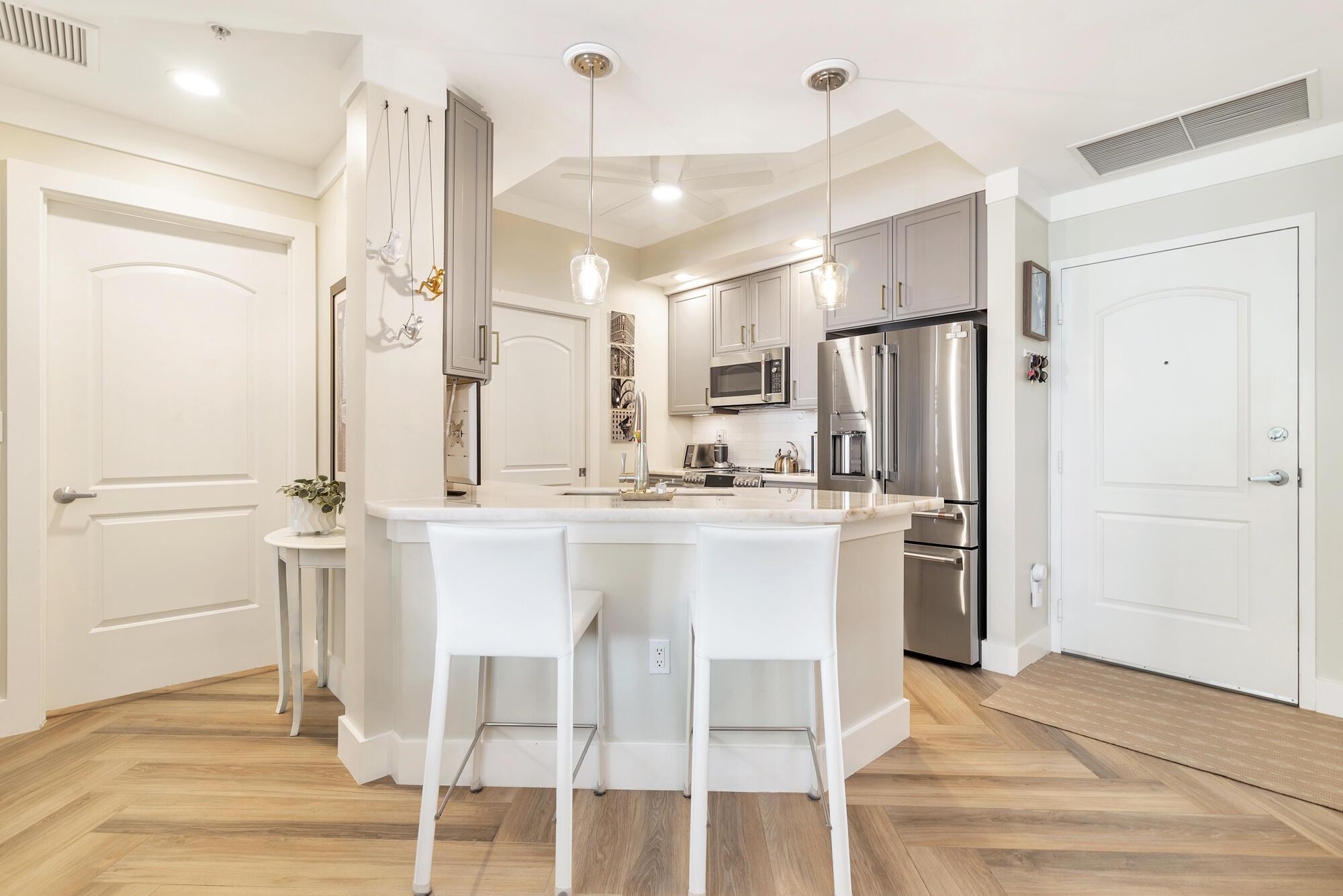 801 South Olive Avenue 919