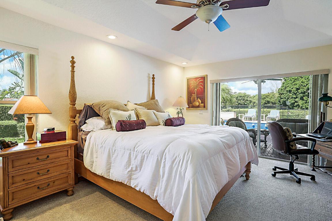 9525 Cross Creek Drive