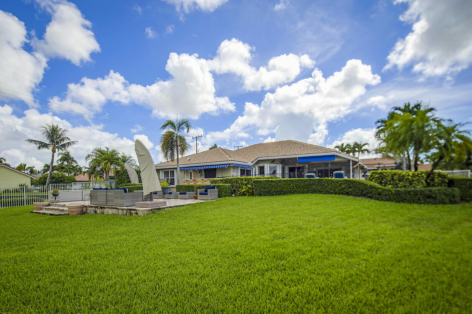 9525 Cross Creek Drive